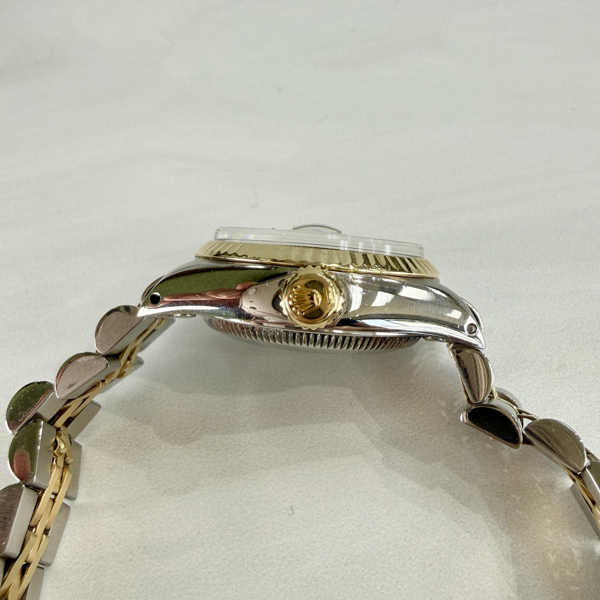 Vintage Rolex 26mm 14k/ Stainless Steel Two Tone Watch Ref: 6917