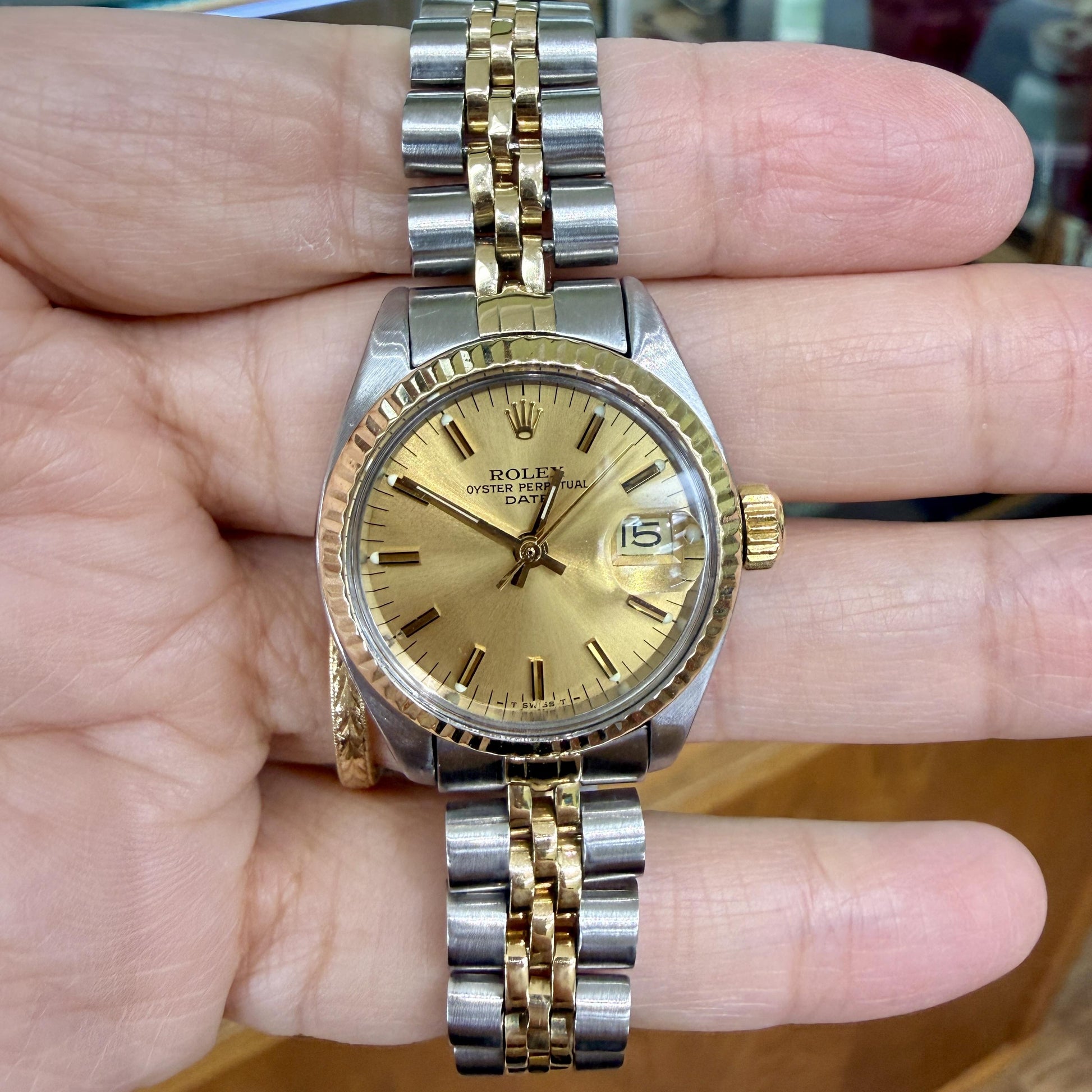 Vintage Rolex 26mm 14k/ Stainless Steel Two Tone Watch Ref: 6917