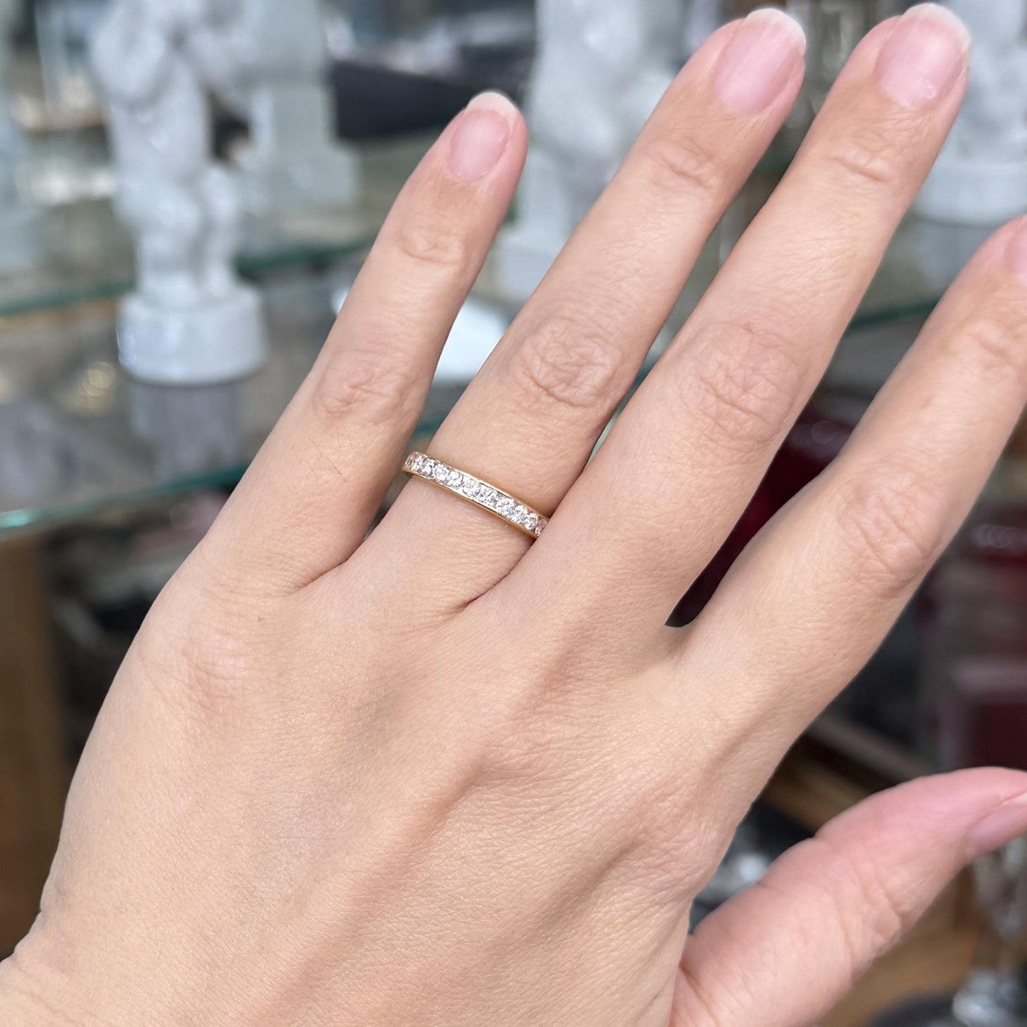 1990's Round Brilliant Diamond Band Ring 18k Yellow Gold