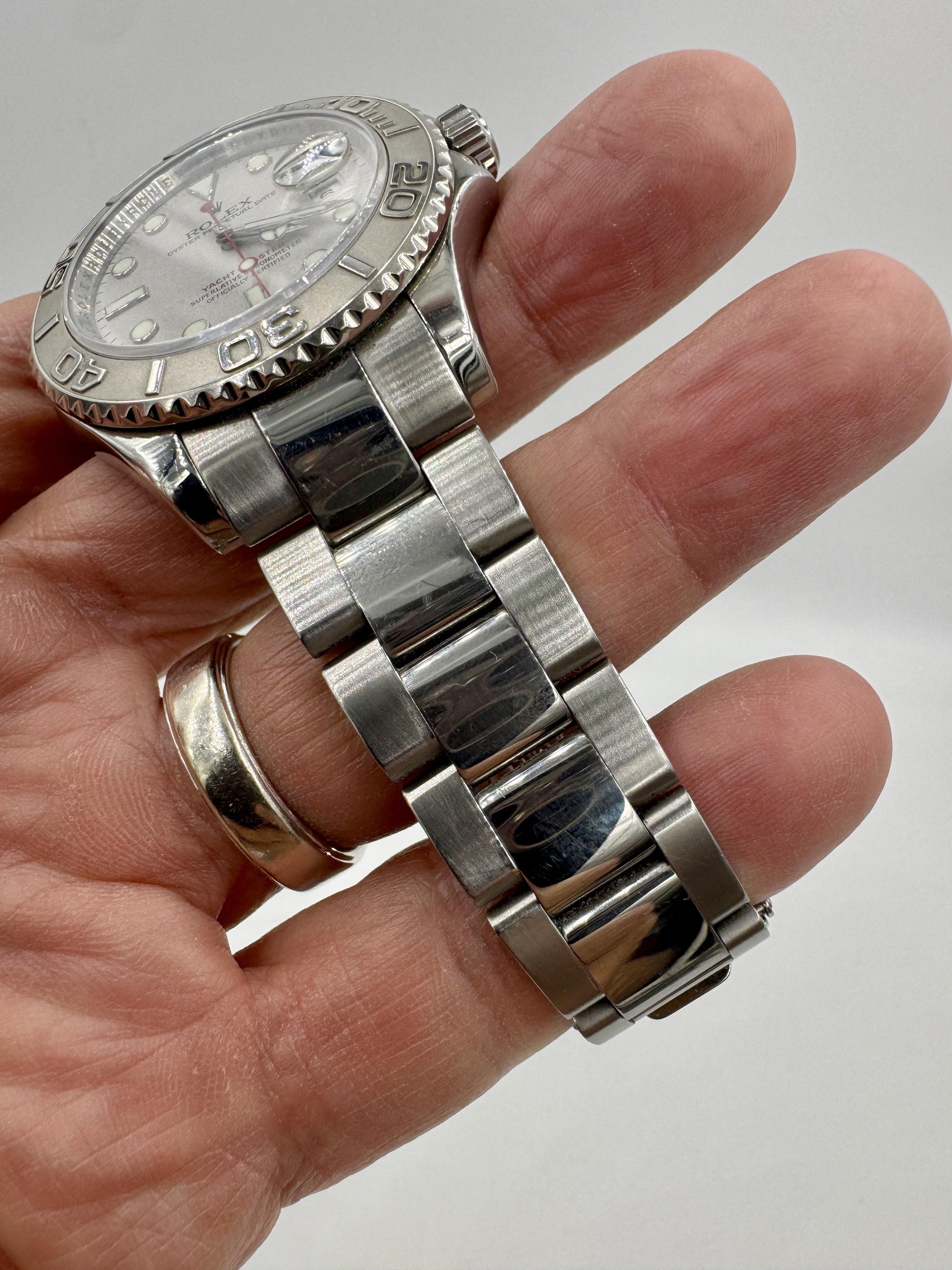 Rolex Yacht-Master 16622 Platinum Bezel 40mm Watch 2007