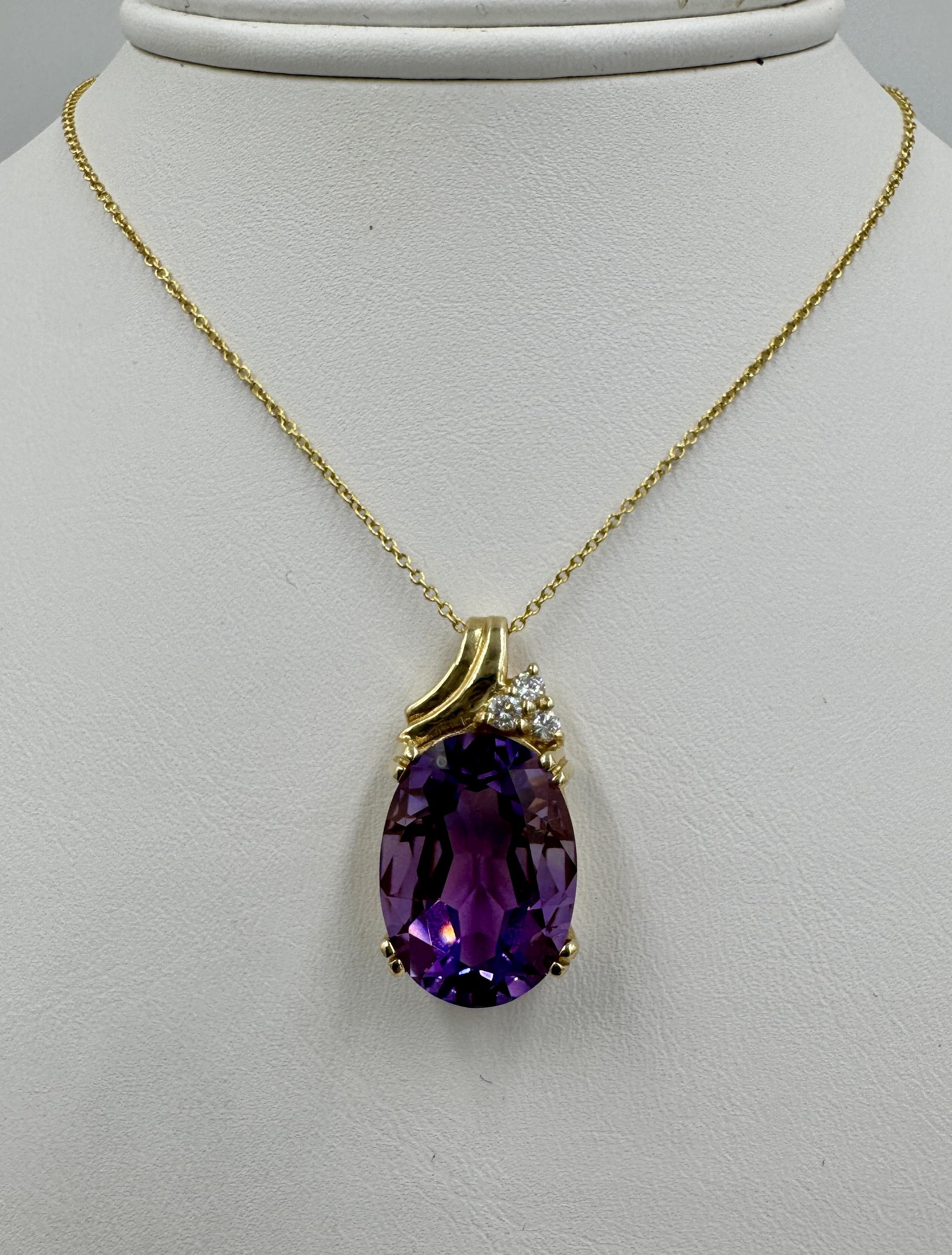 Estate 14k Gold Amethyst Diamond Pendant Necklace