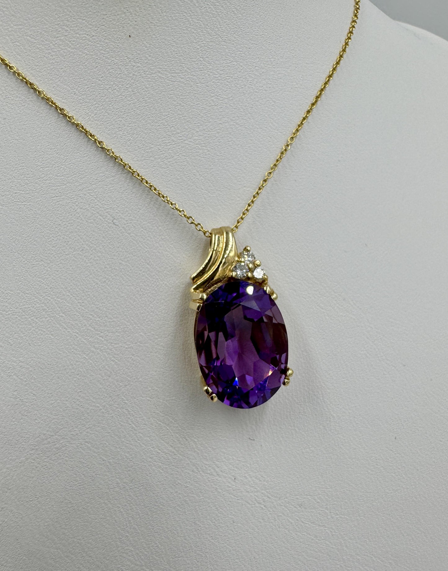 Estate 14k Gold Amethyst Diamond Pendant Necklace