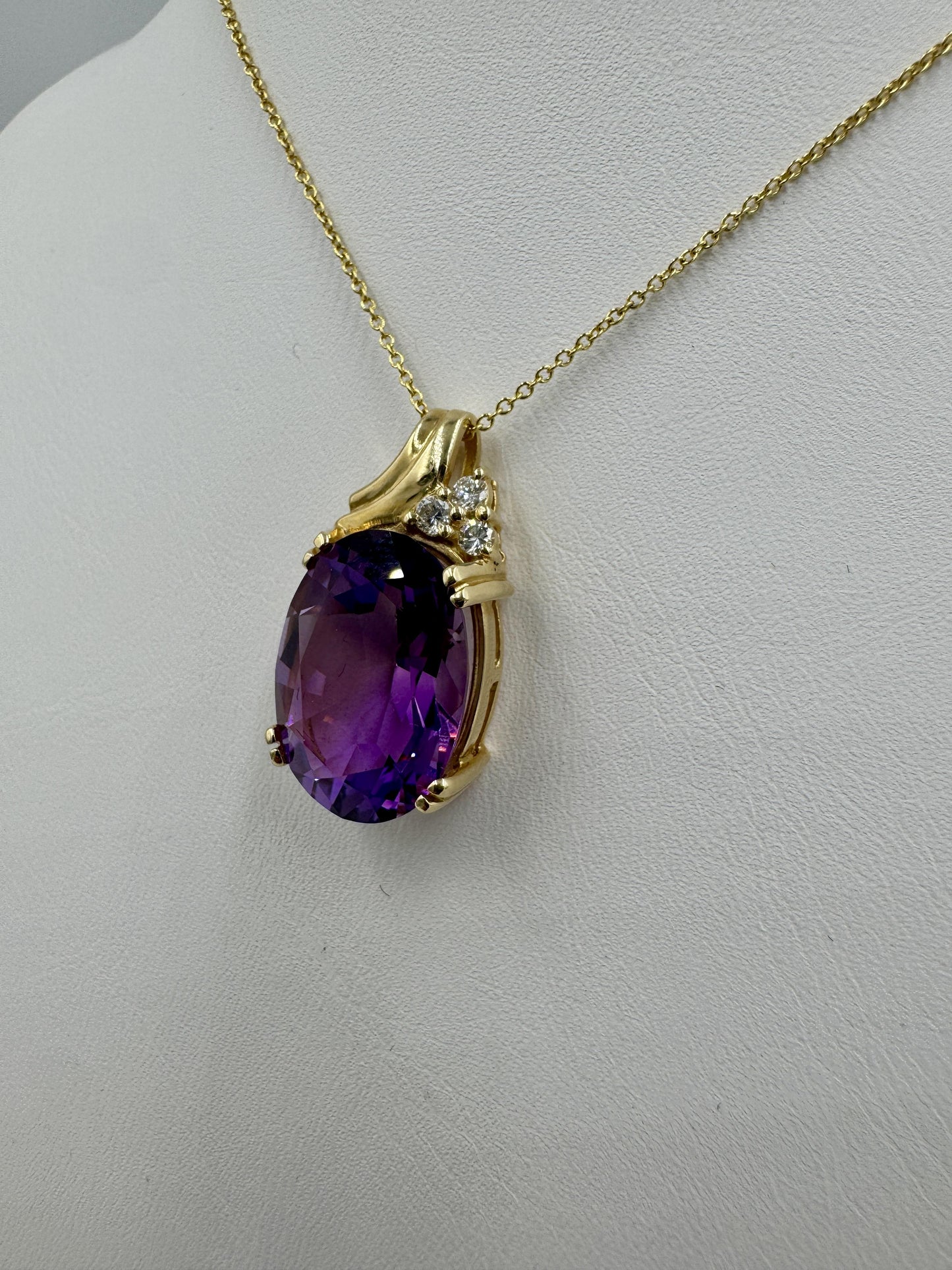 Estate 14k Gold Amethyst Diamond Pendant Necklace