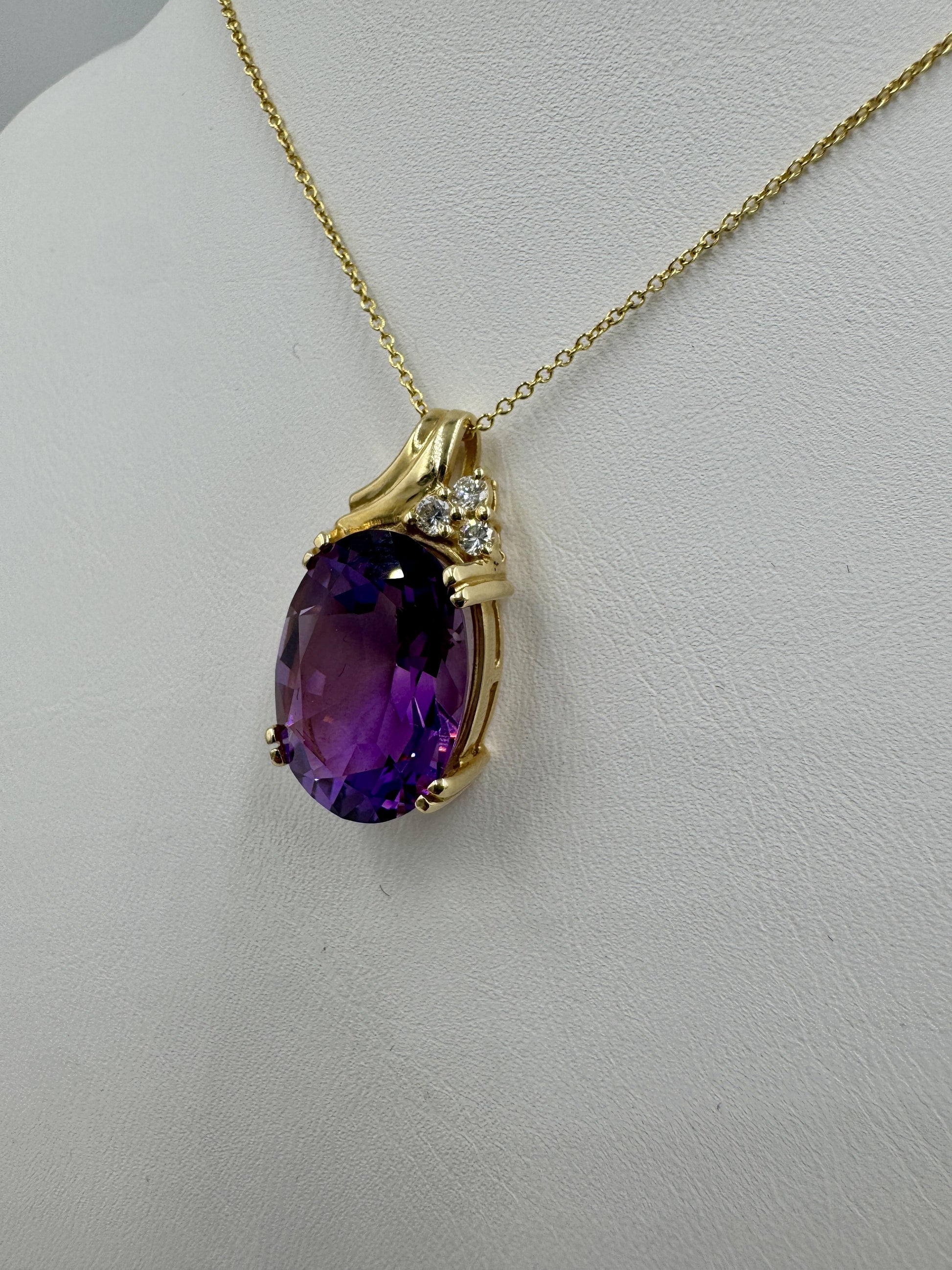 Estate 14k Gold Amethyst Diamond Pendant Necklace