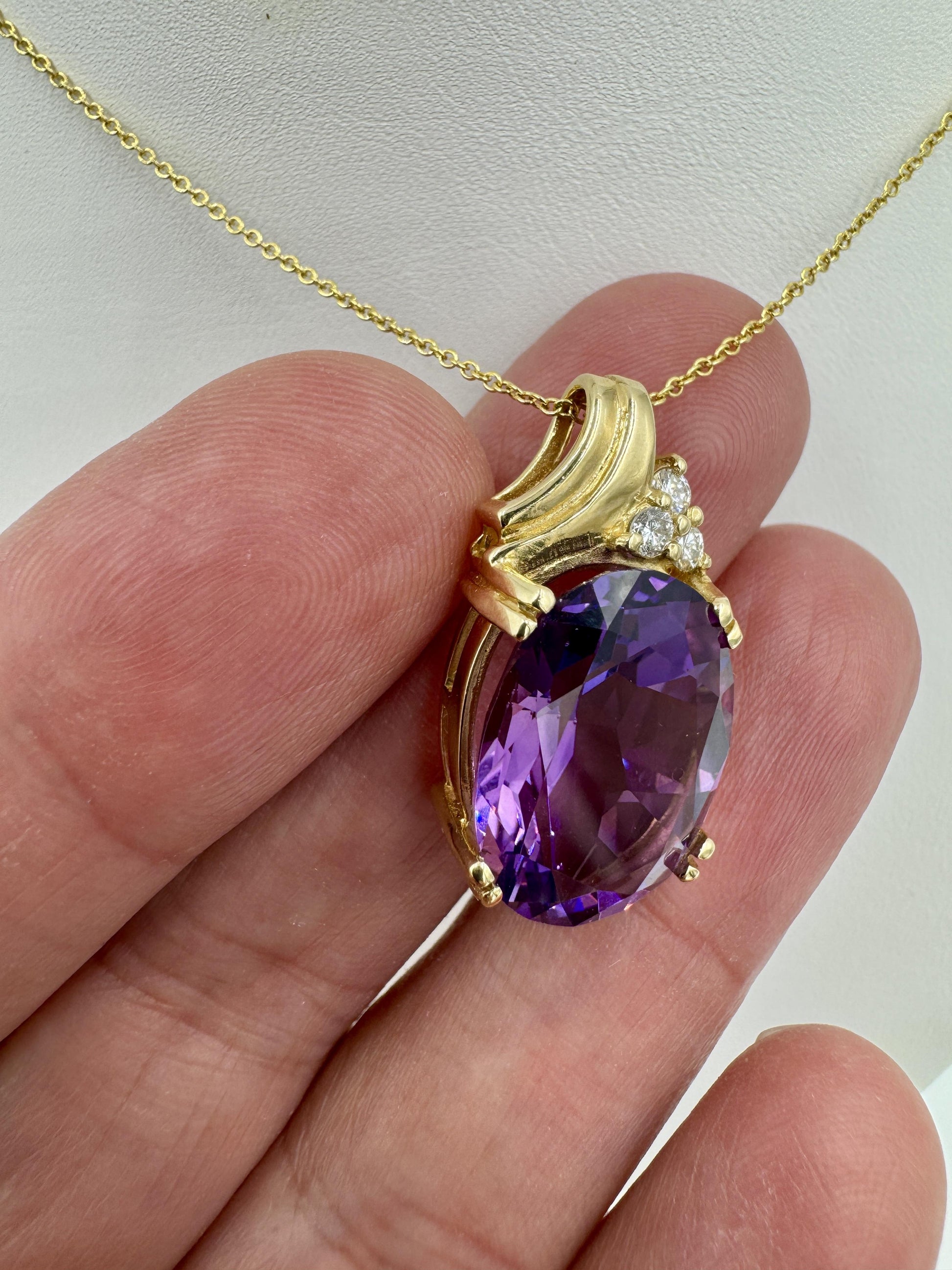 Estate 14k Gold Amethyst Diamond Pendant Necklace