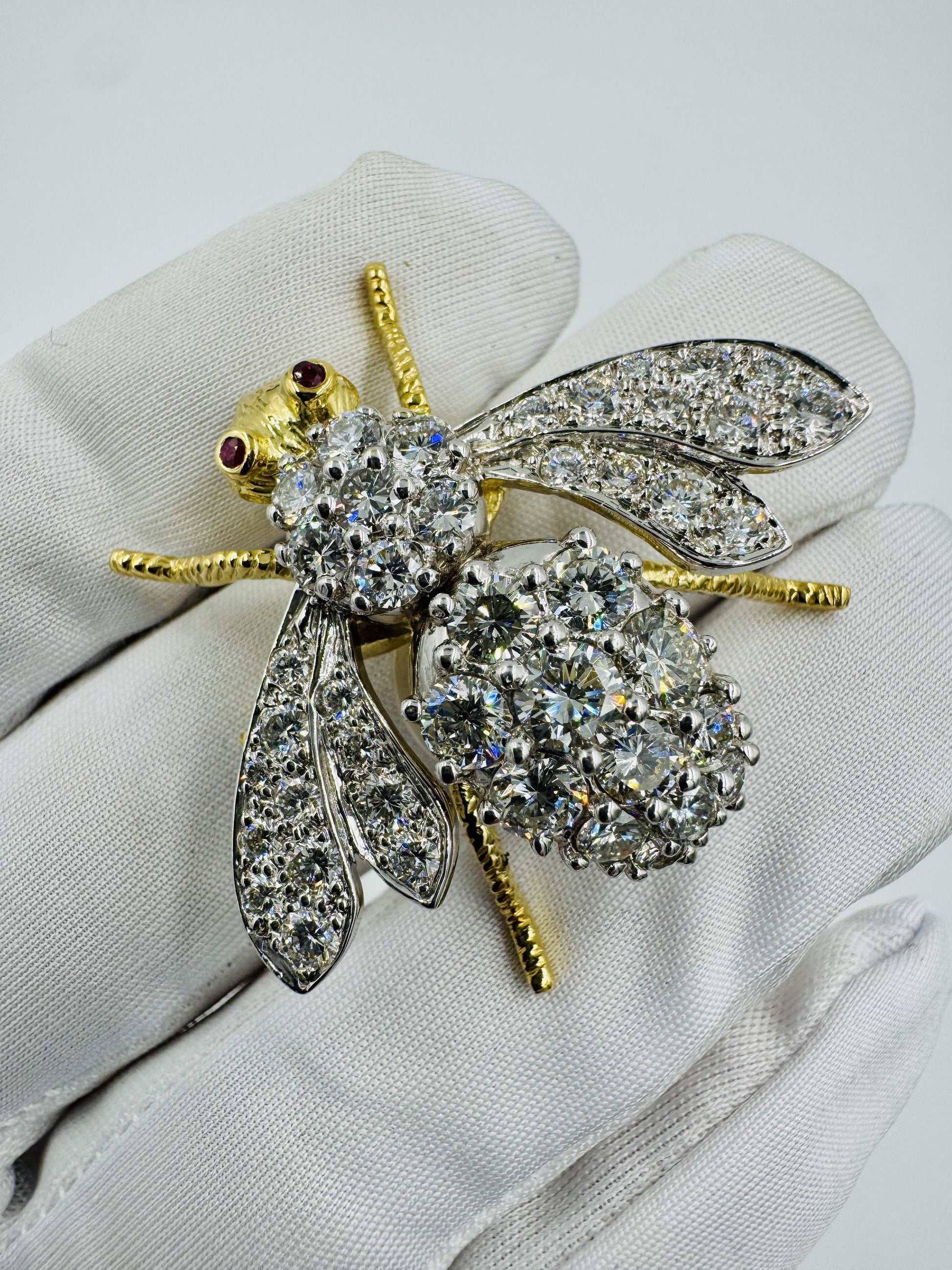 Vintage Herbert Rosenthal 18K Gold Diamond Ruby Eyes Bumble Bee XL Brooch Pin