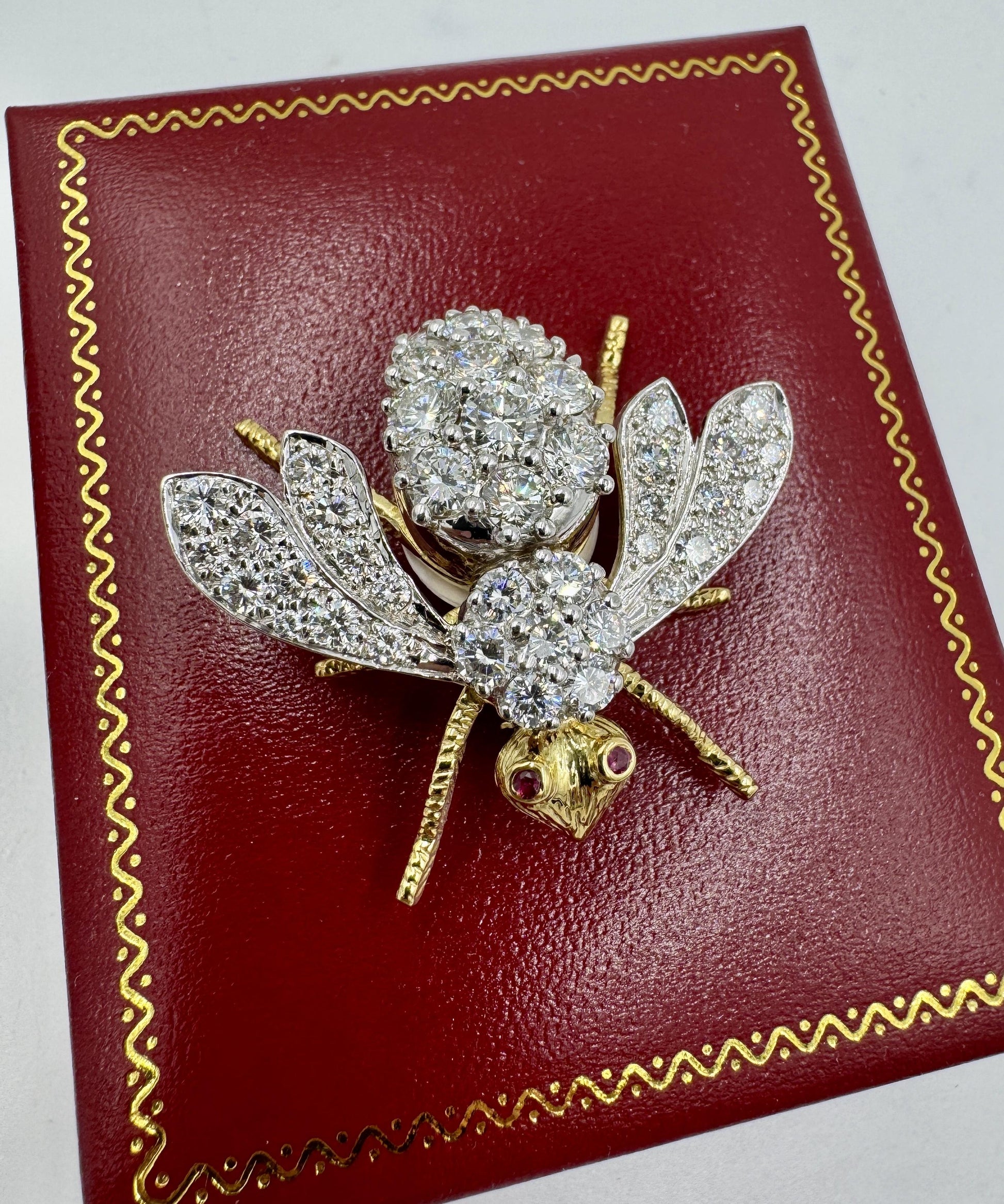Vintage Herbert Rosenthal 18K Gold Diamond Ruby Eyes Bumble Bee XL Brooch Pin