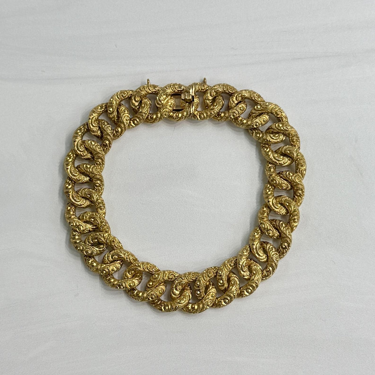Antique 1890's Victorian Repousse Curb Link Bracelet 14k Yellow Gold