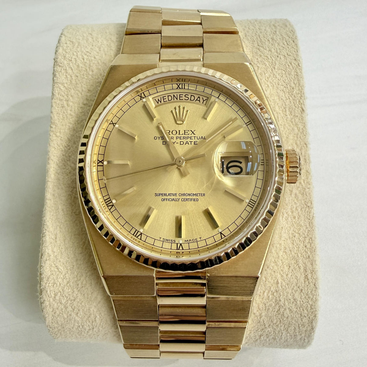 Rolex President Oysterquartz Day-Date 18k Mens 36mm 19018 1980