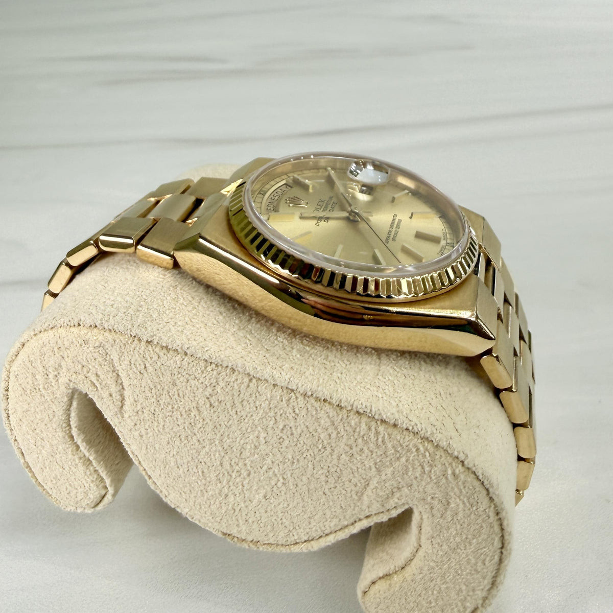 Rolex President Oysterquartz Day-Date 18k Mens 36mm 19018 1980