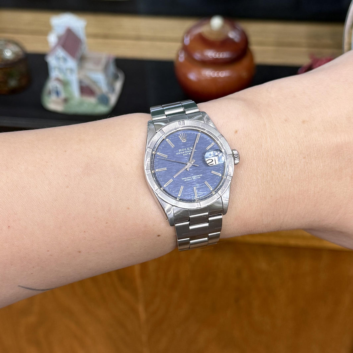 Vintage Rolex 1501 Oyster Perpetual Date 34mm Rare Mosaic Blue Dial Collectable