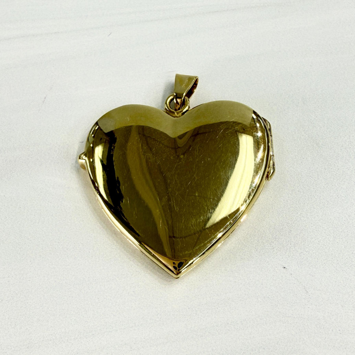 Vintage Large Iris Flower Heart Locket Pendant 14k Yellow Gold
