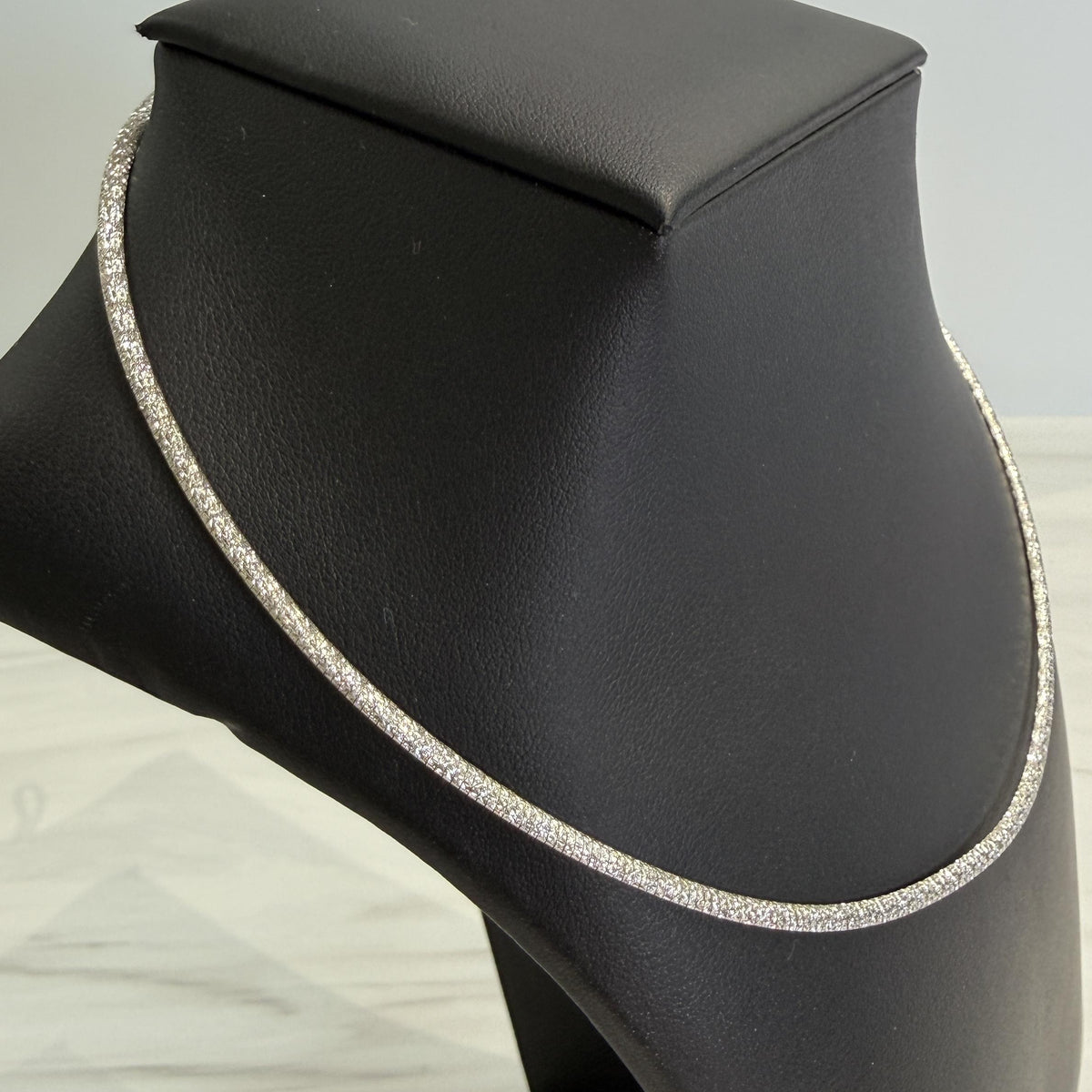 Reversible Two Tone Omega Collar/Choker Necklace 14k Gold