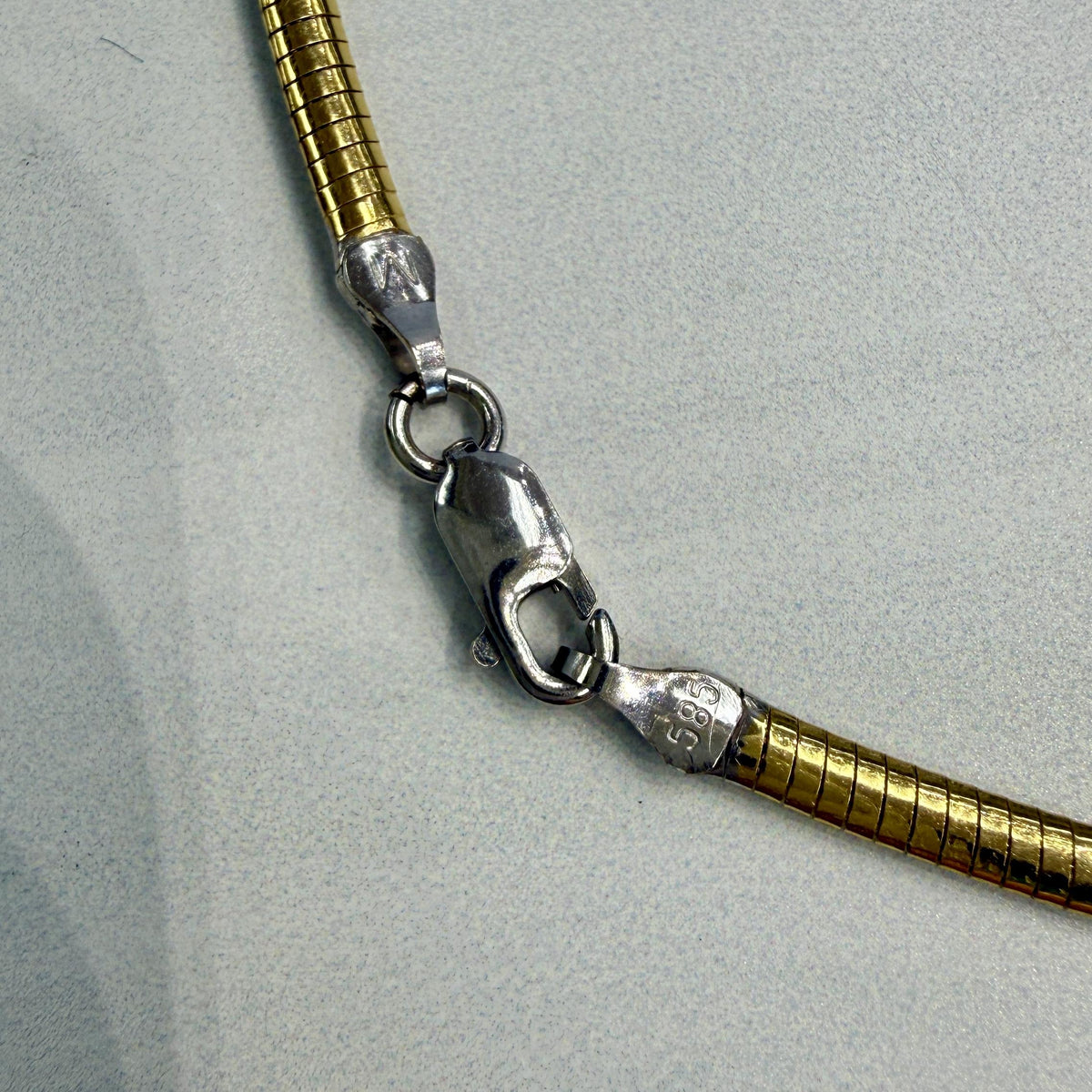 Reversible Two Tone Omega Collar/Choker Necklace 14k Gold