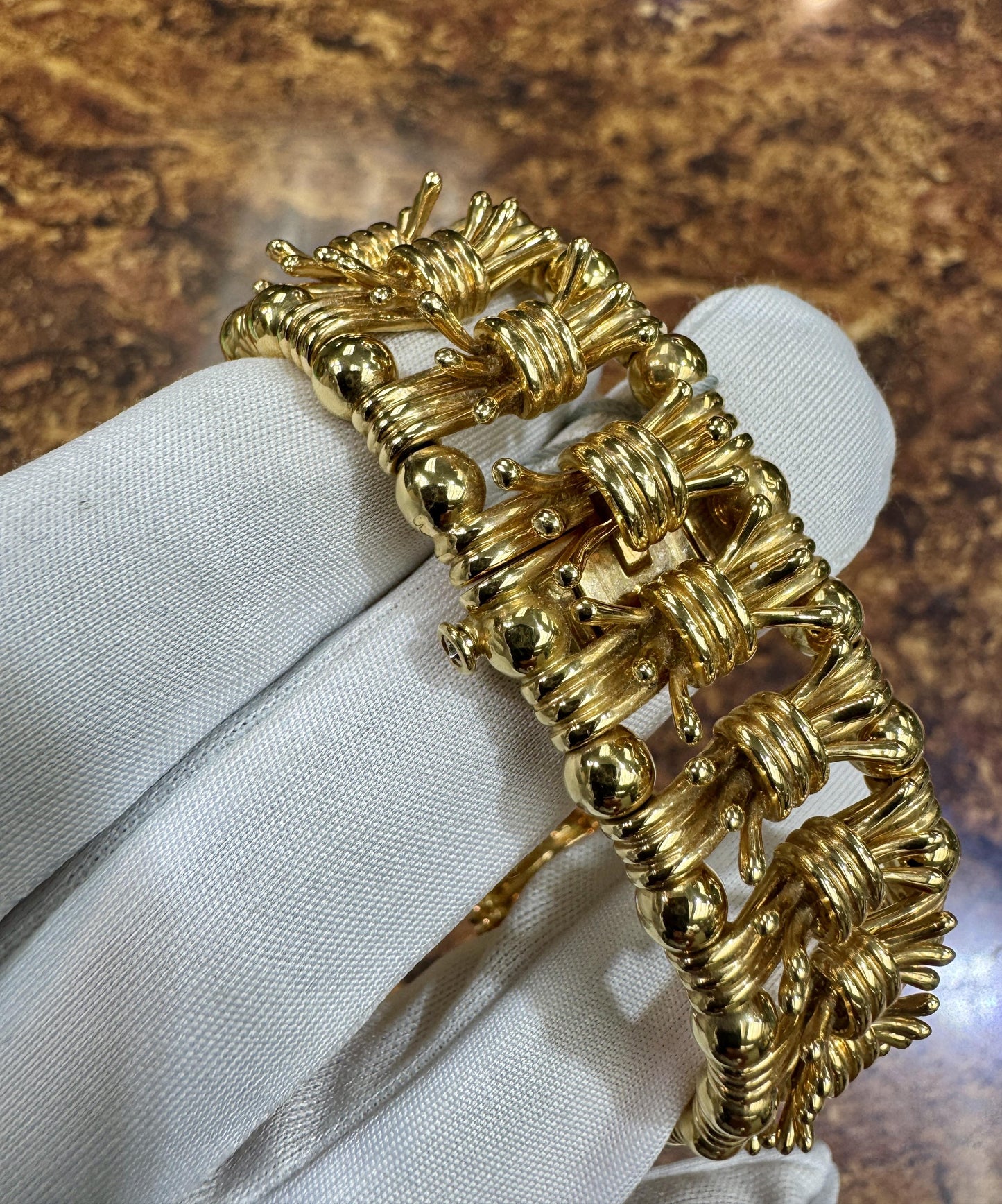 Tiffany Schlumberger 18k Fancy Link Wide Bracelet