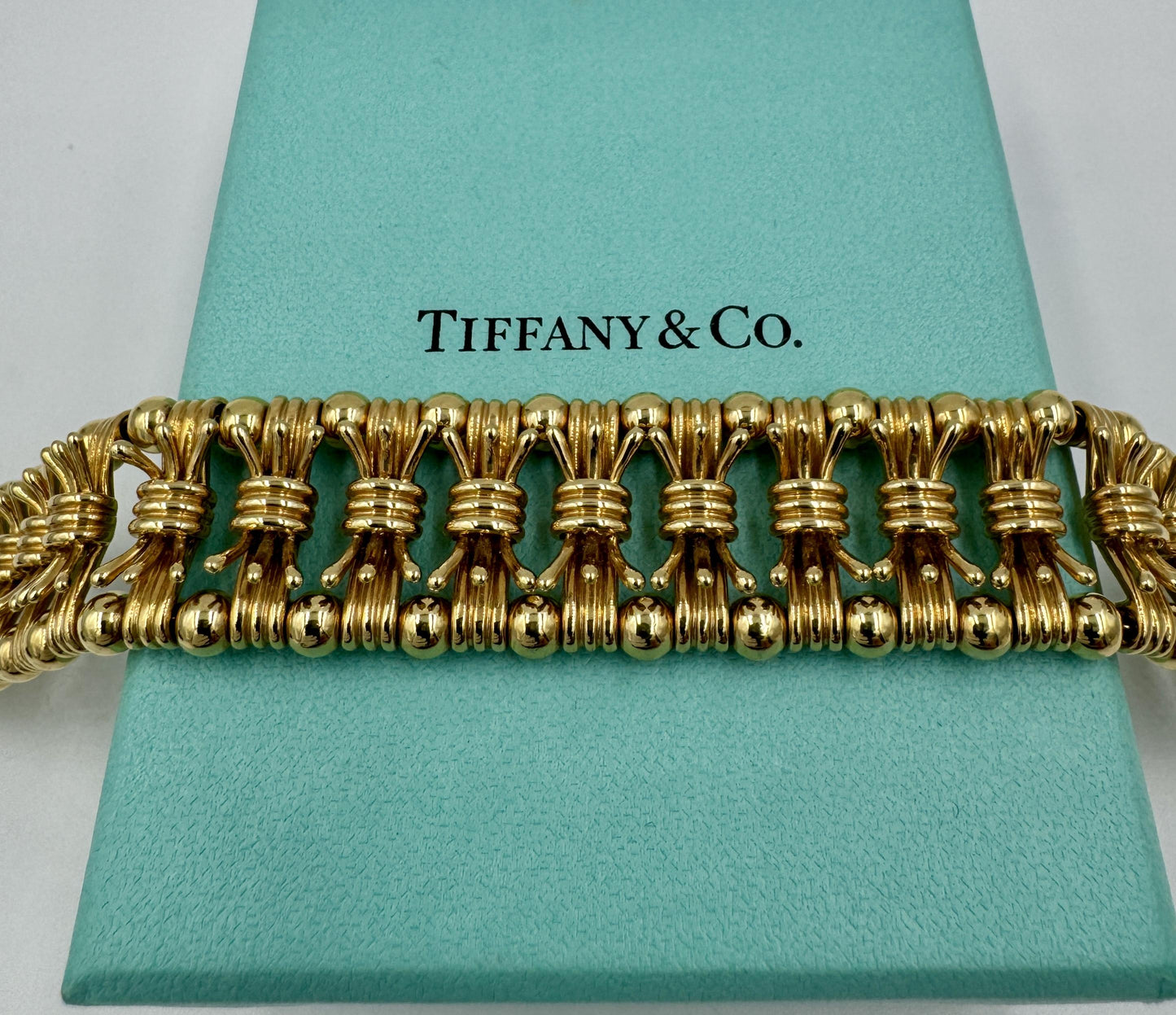 Tiffany Schlumberger 18k Fancy Link Wide Bracelet