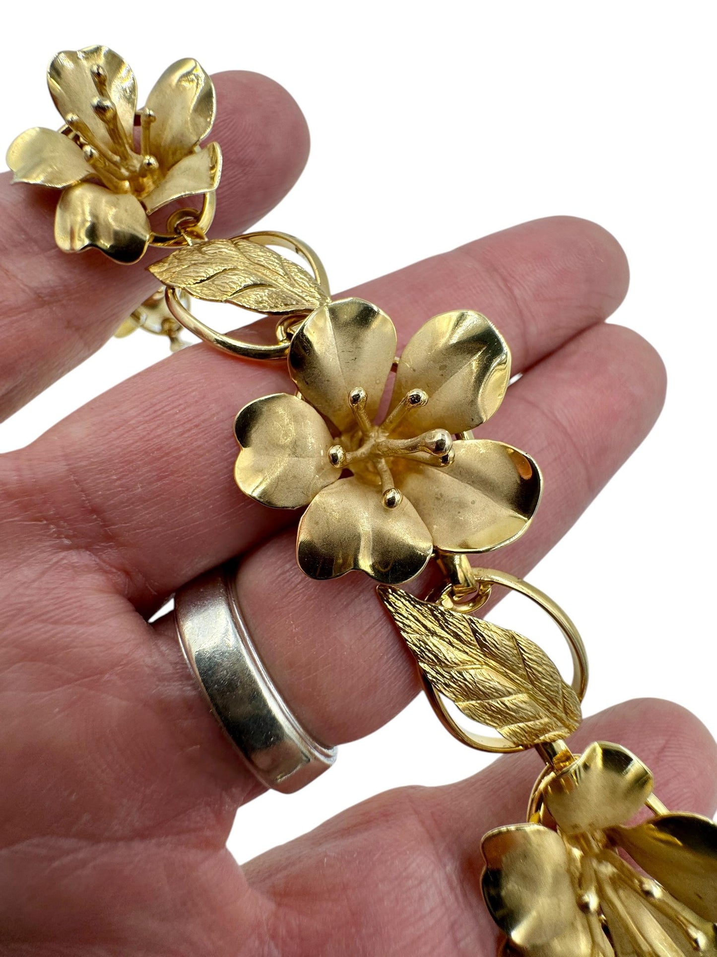 Estate 1950's 14k Gold Flower Leaf Bracelet