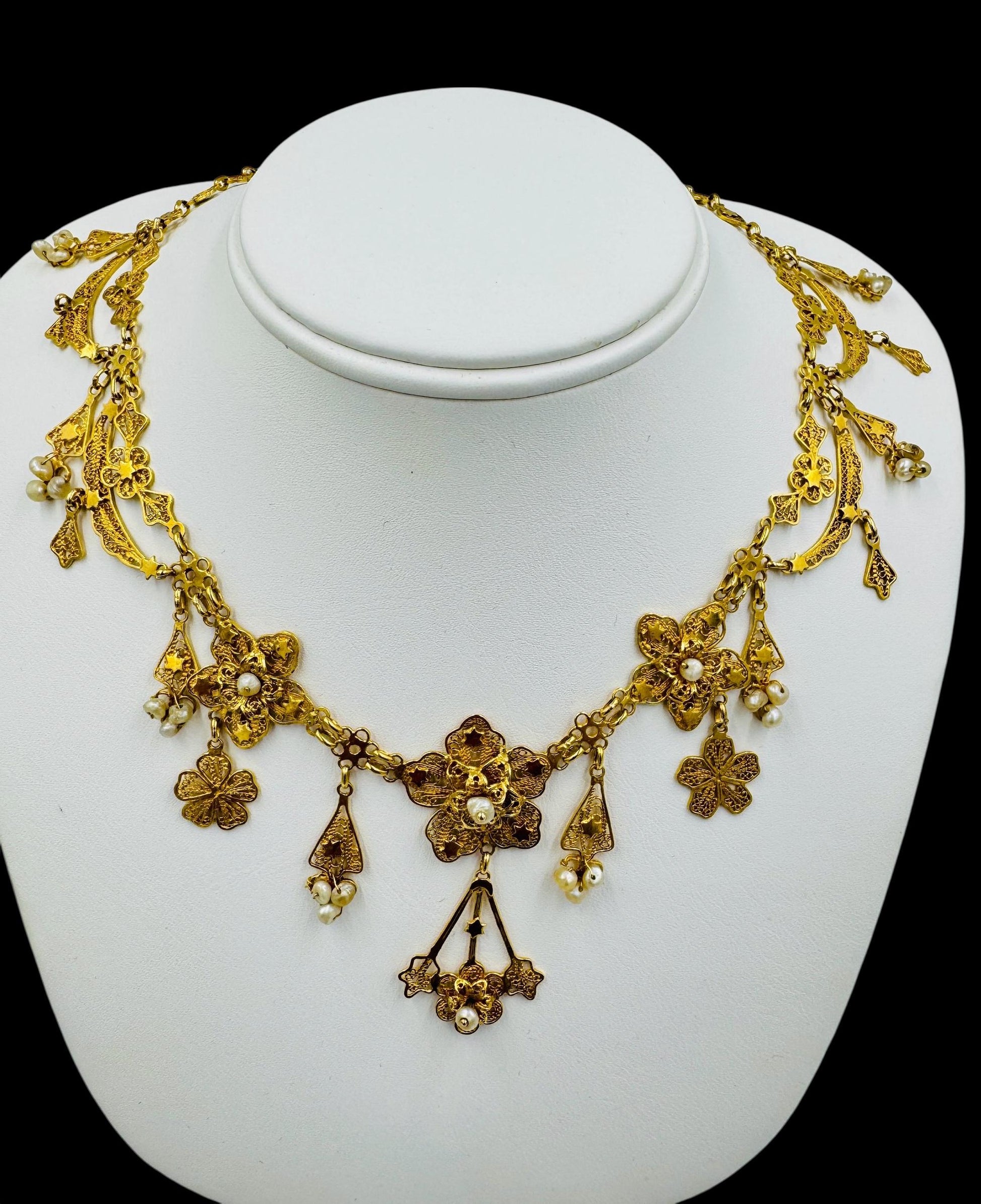 Vintage 18k Filigree Flower and Pearl Dangle Pendant