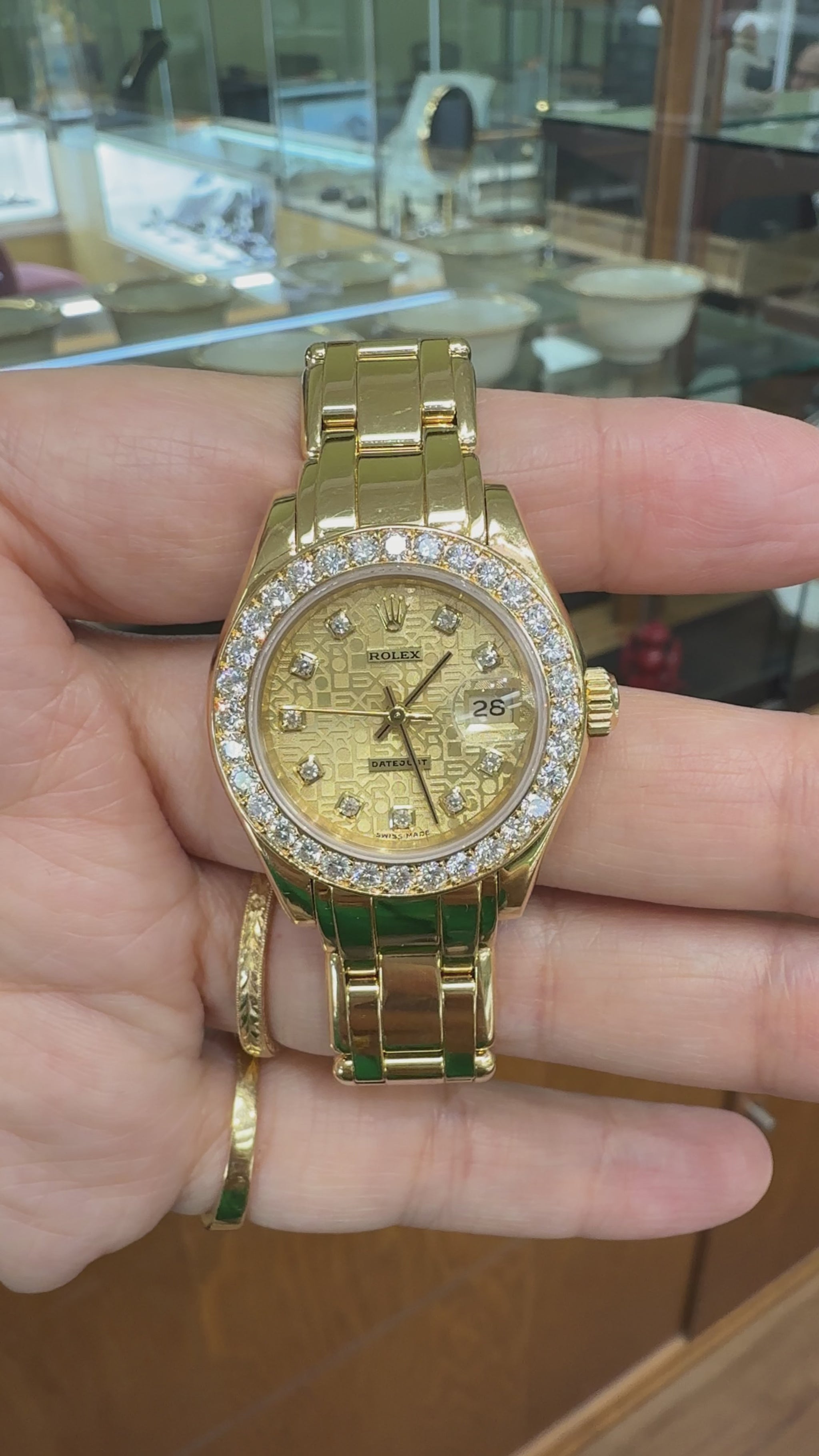 Ladie's Rolex Masterpiece 69289 28mm