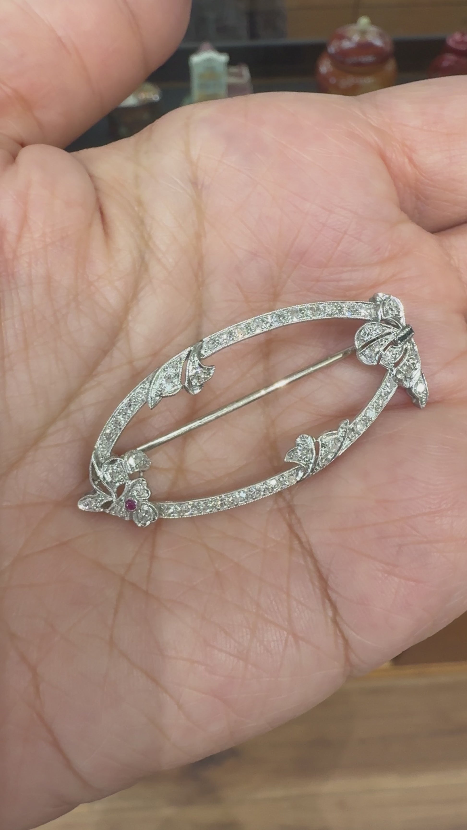 Vintage 1930's Art Deco Diamond Brooch Platinum/18k