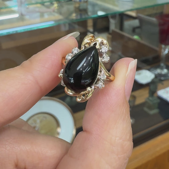 1990's Pear Onyx and Diamond Ring 14k Gold