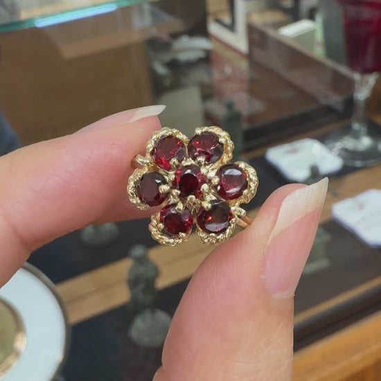 Vintage 1970's Garnet Flower Cluster Ring 14k Yellow Gold