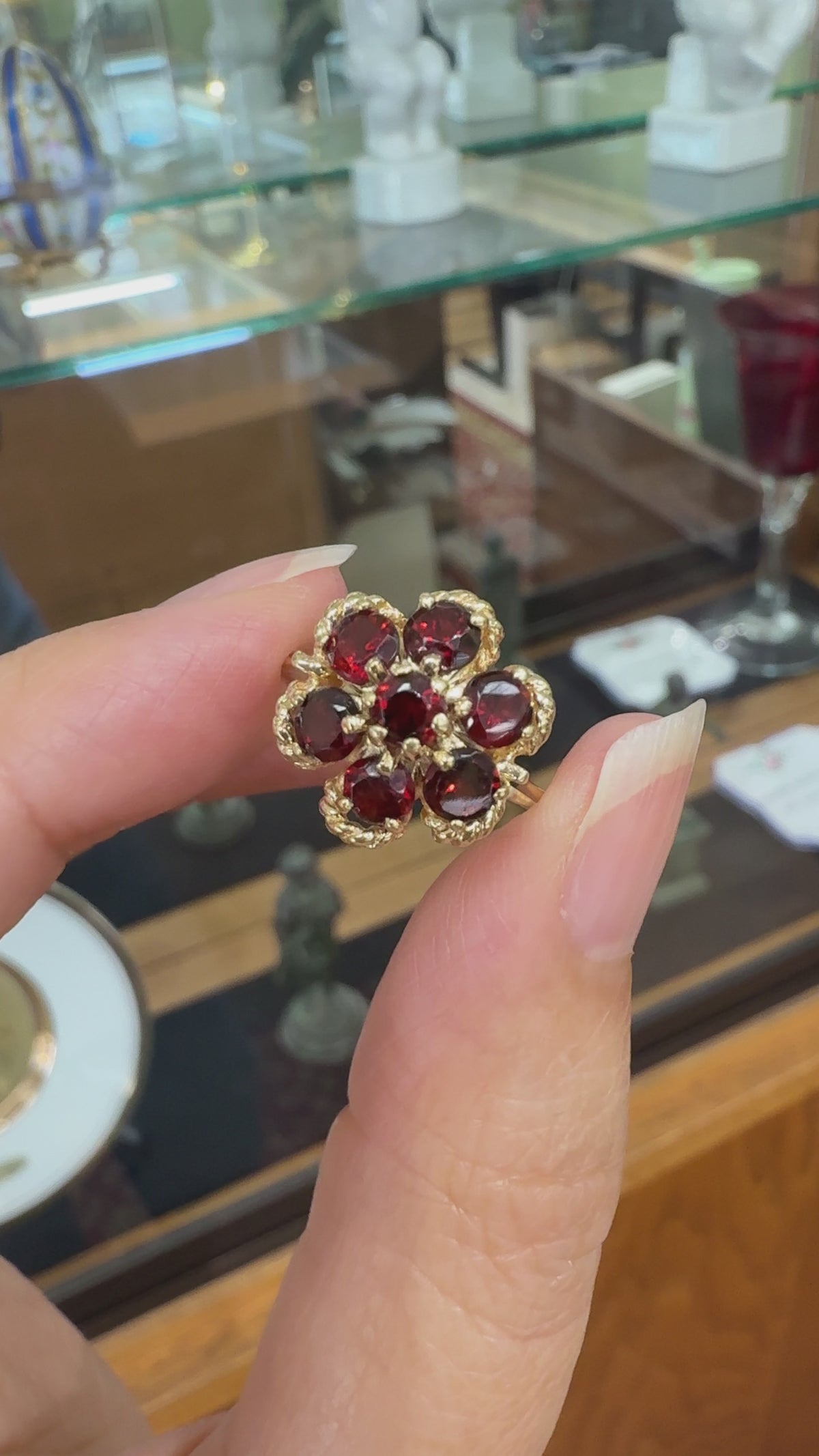 Vintage 1970's Garnet Flower Cluster Ring 14k Yellow Gold