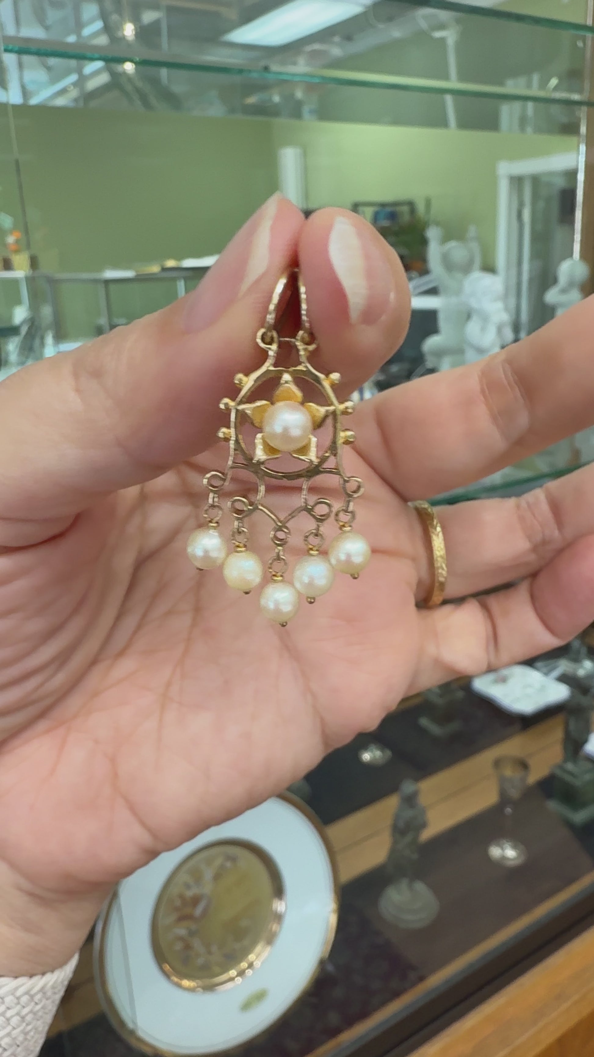 1950's Vintage Pearl Drop Pendant 14k Yellow Gold