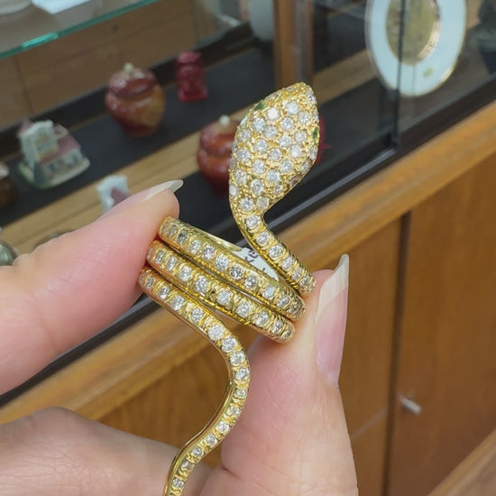 Diamond and Emerald Snake Ring 18k Yellow Gold