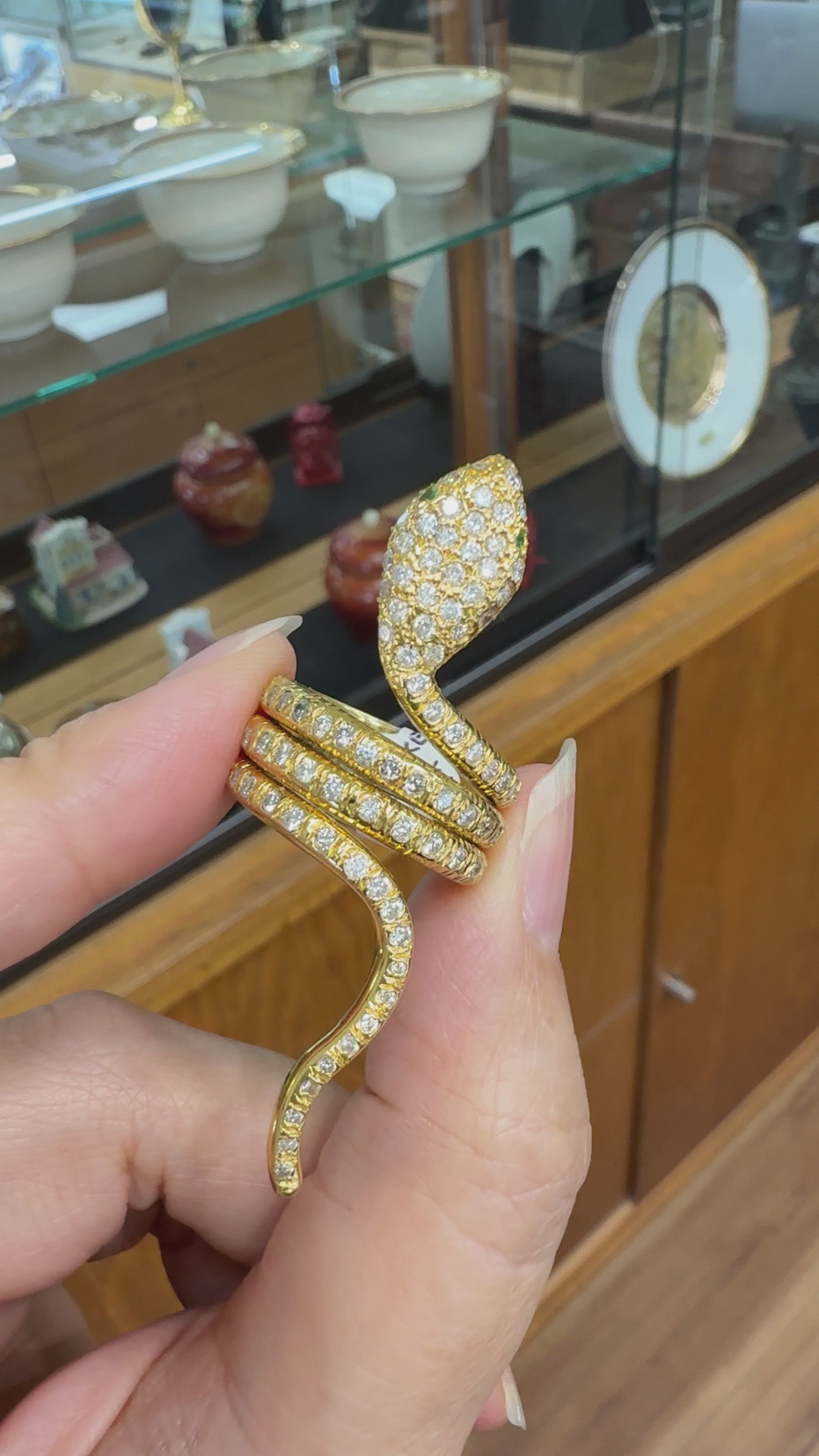 Diamond and Emerald Snake Ring 18k Yellow Gold