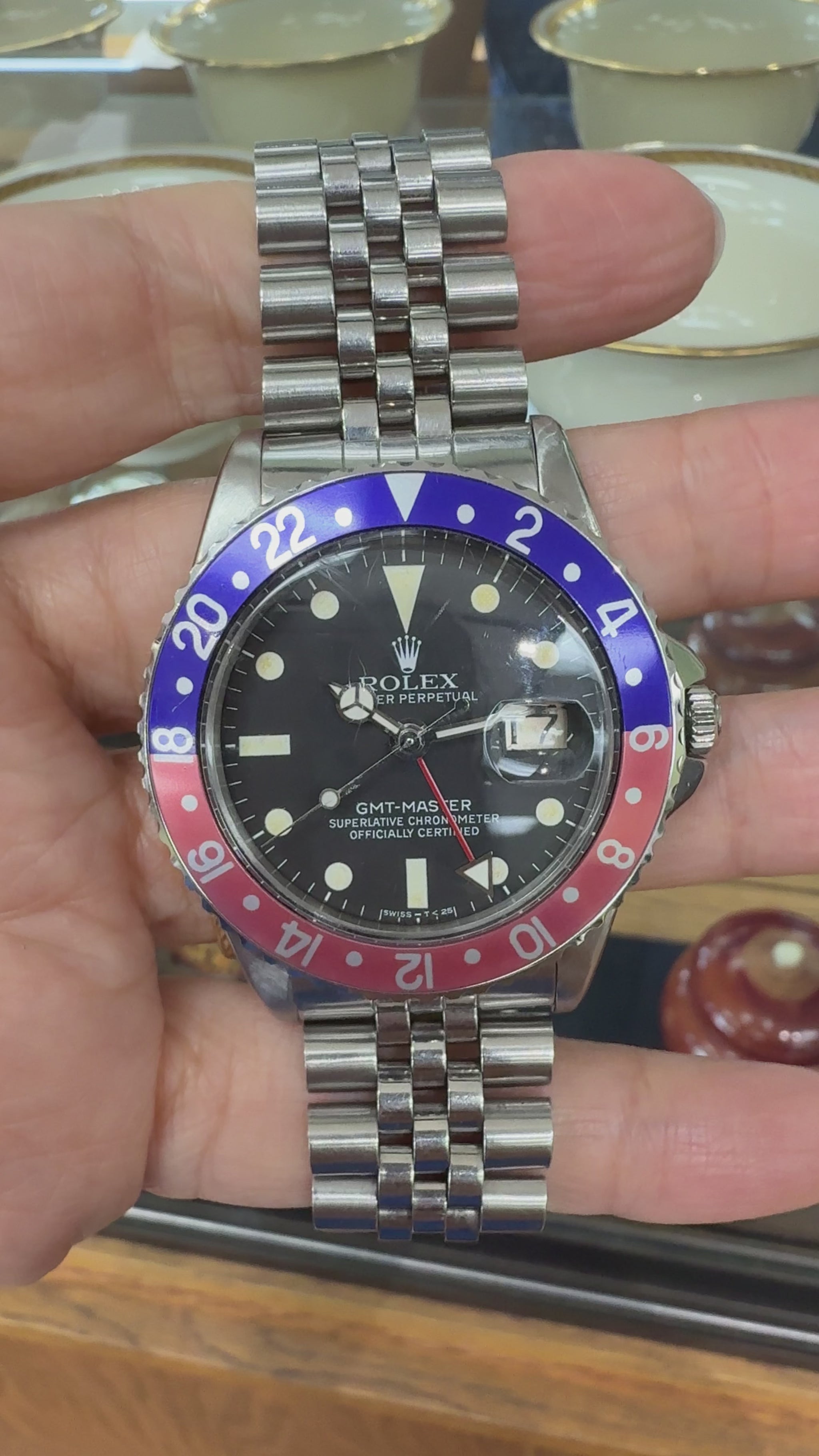 Vintage Rolex GMT-Master Ref 1675 Pepsi Stainless Steel Bracelet Watch