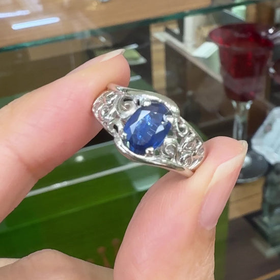 Kwiat Oval Blue Sapphire Filigree Ring Platinum