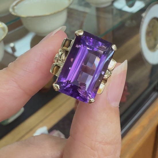 Vintage 1950's Retro Emerald Cut Amethyst Statement Ring 14k Yellow Gold