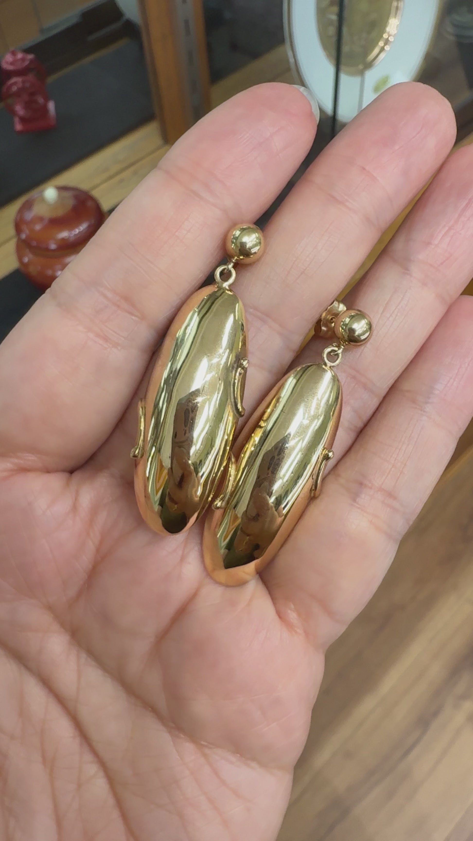 Vintage Long Oval Dangling Earrings 14k Yellow Gold