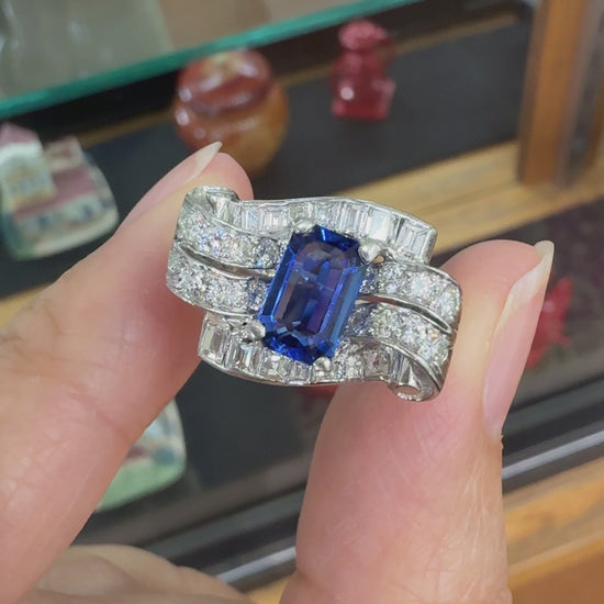 1950's Vintage Blue Sapphire and Diamond Ring Platinum