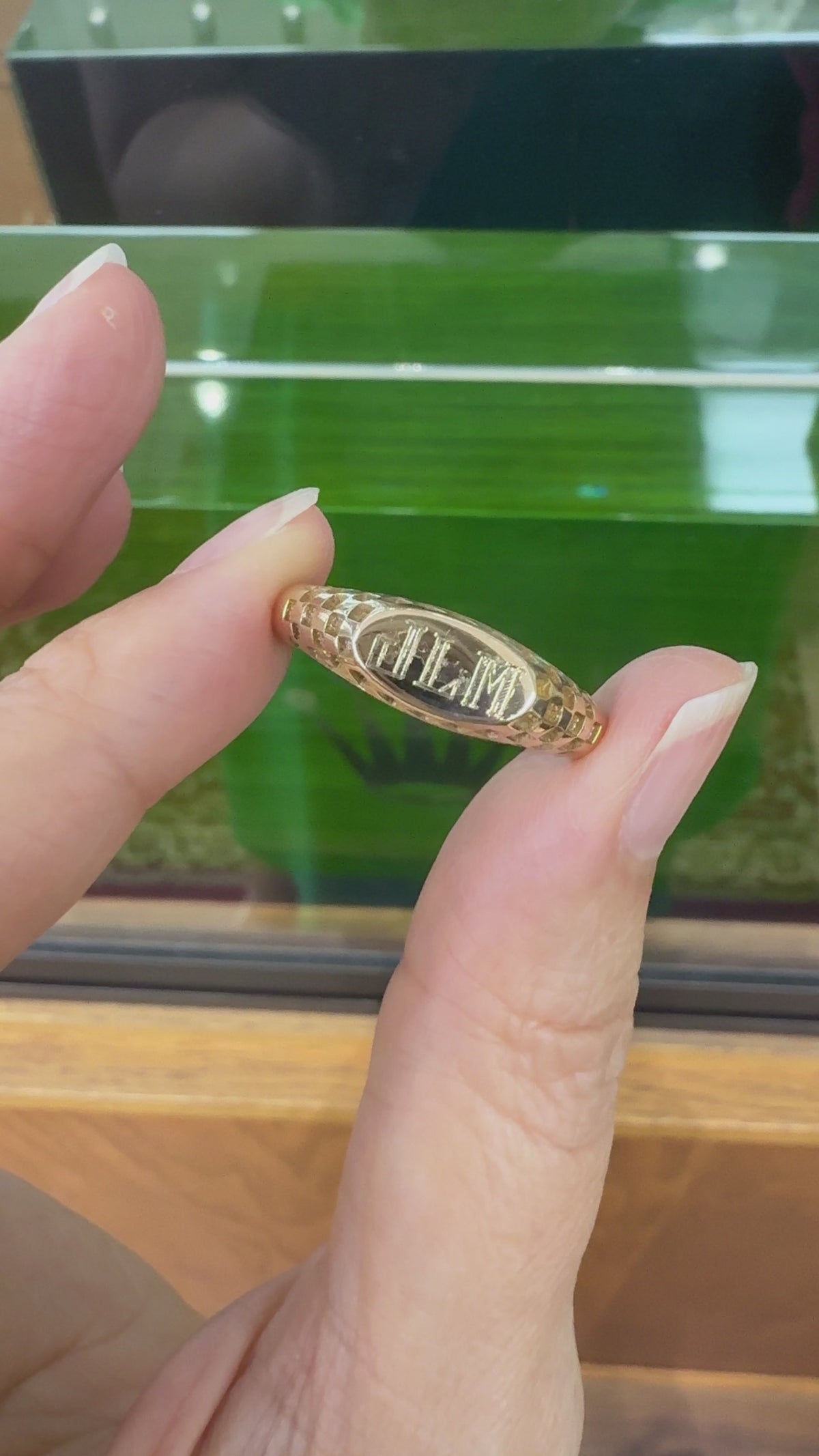 Vintage 1940's Engraved Signet Ring "JLM" 10k Yellow Gold