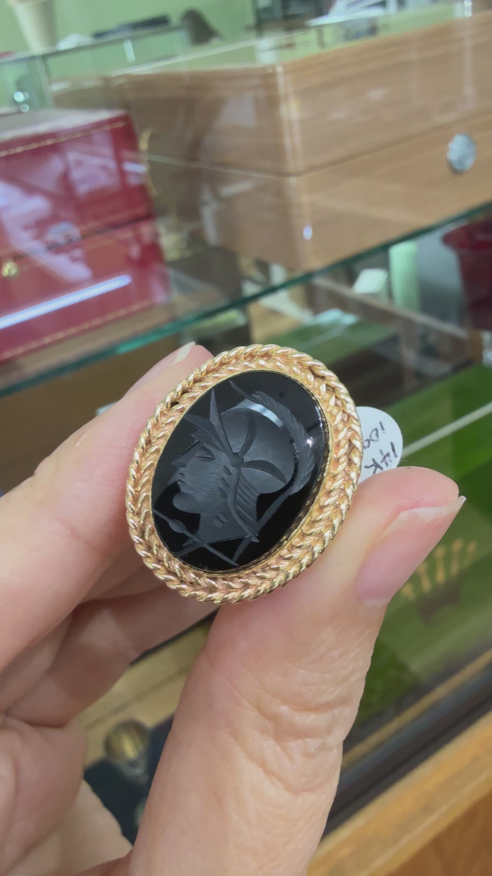 Vintage 1950's Onyx Roman Soldier Intaglio Ring 14k Yellow Gold