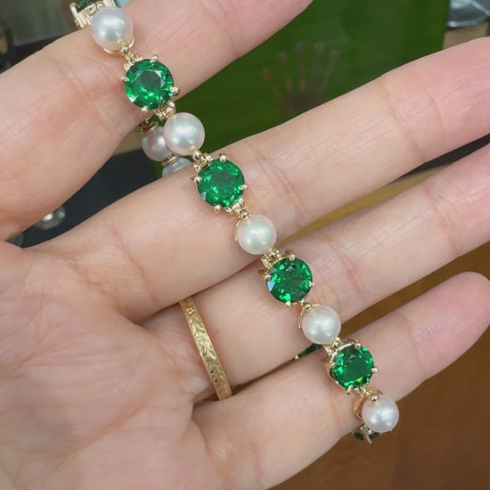 Vintage 1960's Pearl and Lab Grown Green Stone Bracelet 13-14k
