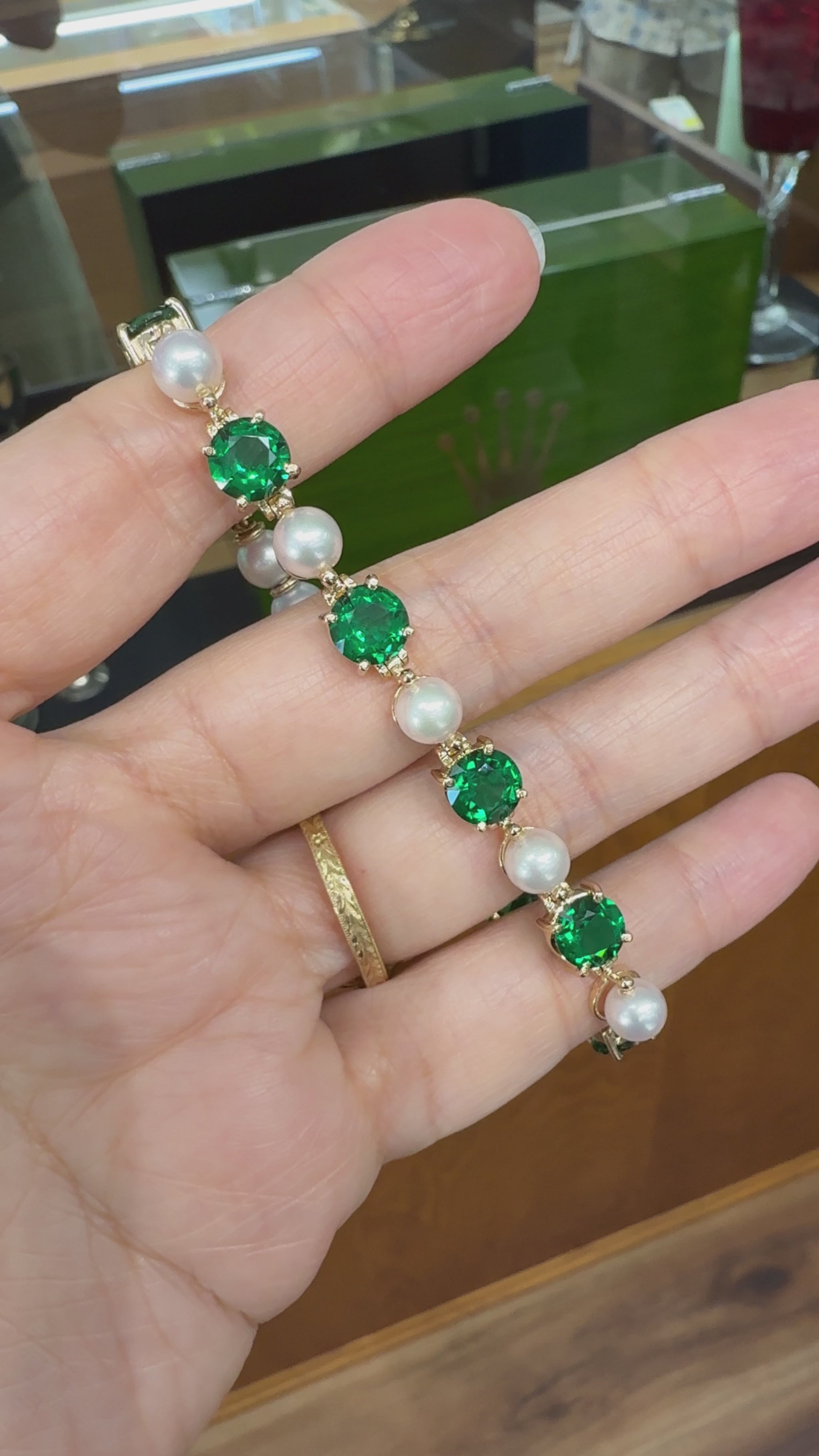 Vintage 1960's Pearl and Lab Grown Green Stone Bracelet 13-14k