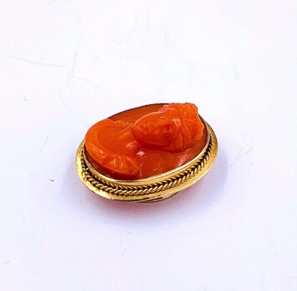 Antique 18Kyellow Gold Carved Coral Cameo Button Collar button