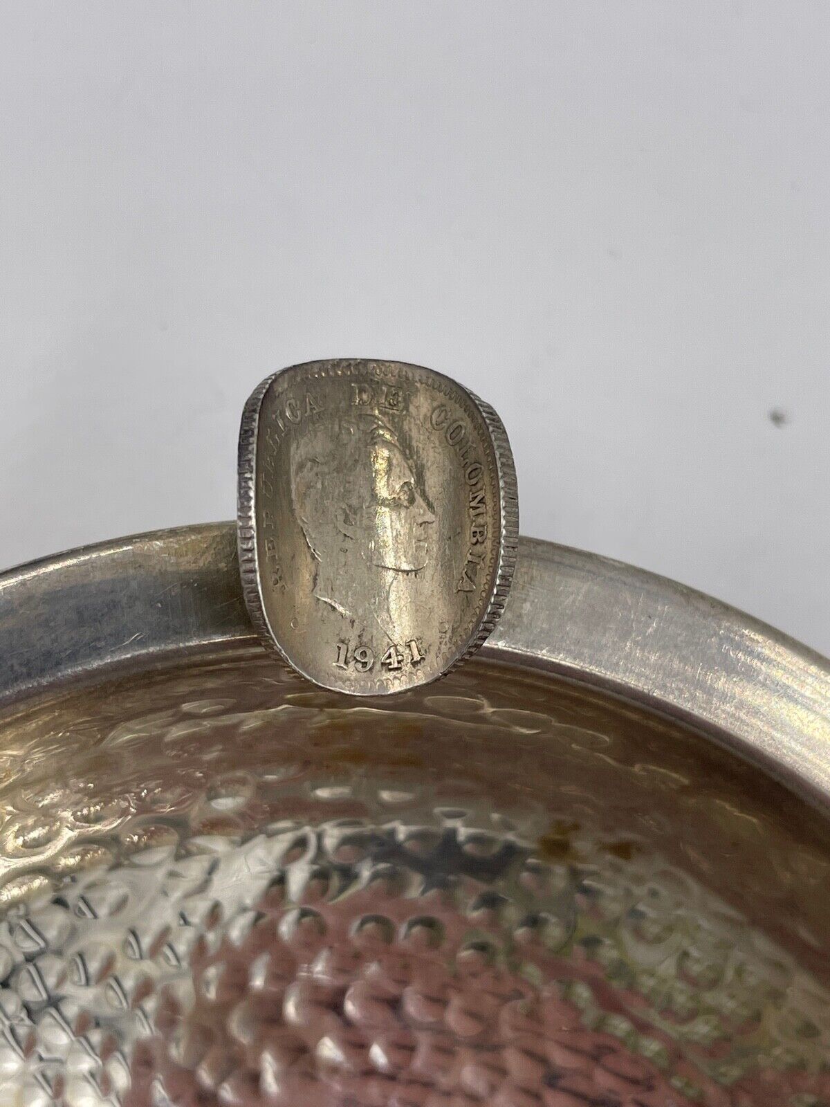 Antique Republica de Colombia 1932 Coin 900 Silver Ash Tray