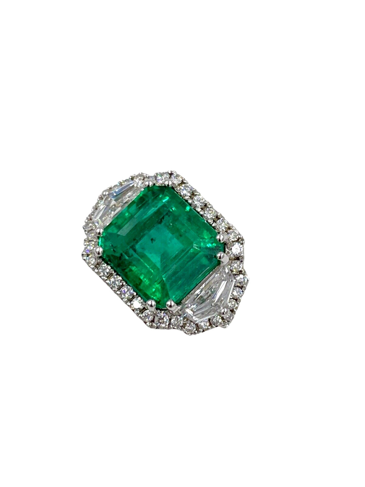 Estate 18k white gold GIA Colombian Emerald and diamond Cocktail ring