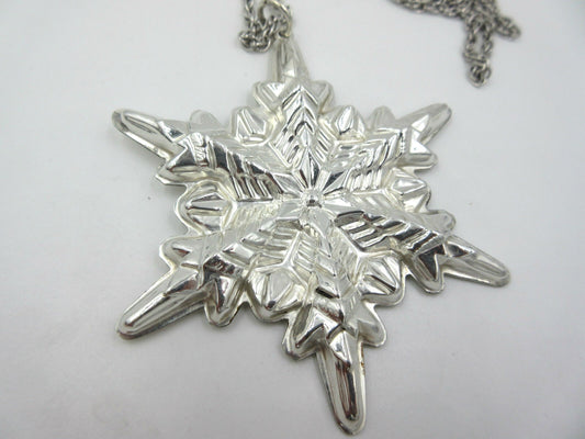 1972 Gorham Sterling Silver Cross Sterling Snow Flake Ornament Pendant Necklace