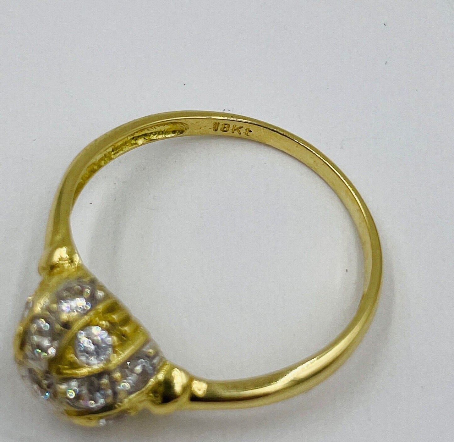 Vintage 18K yellow gold Cz dome Ring size 7