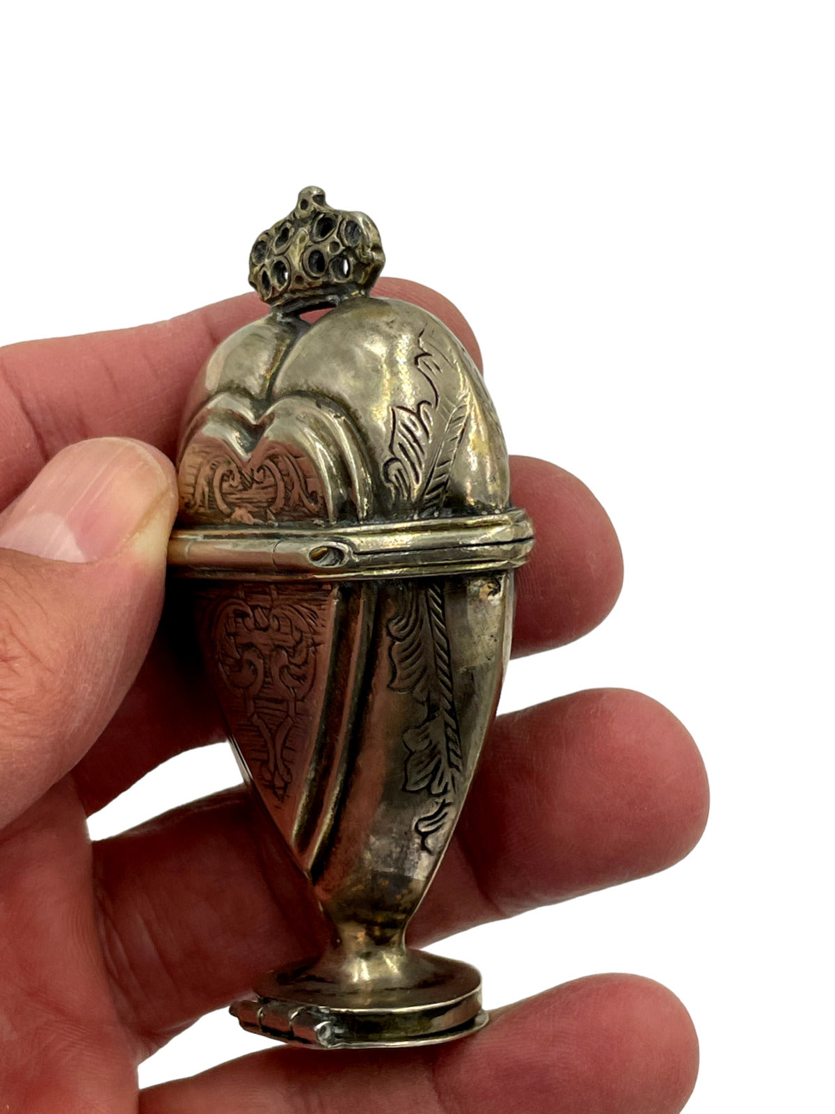 Scandinavian Solid Silver and Gilded Heart-Shaped Vinaigrette or Hovedvandsaeg