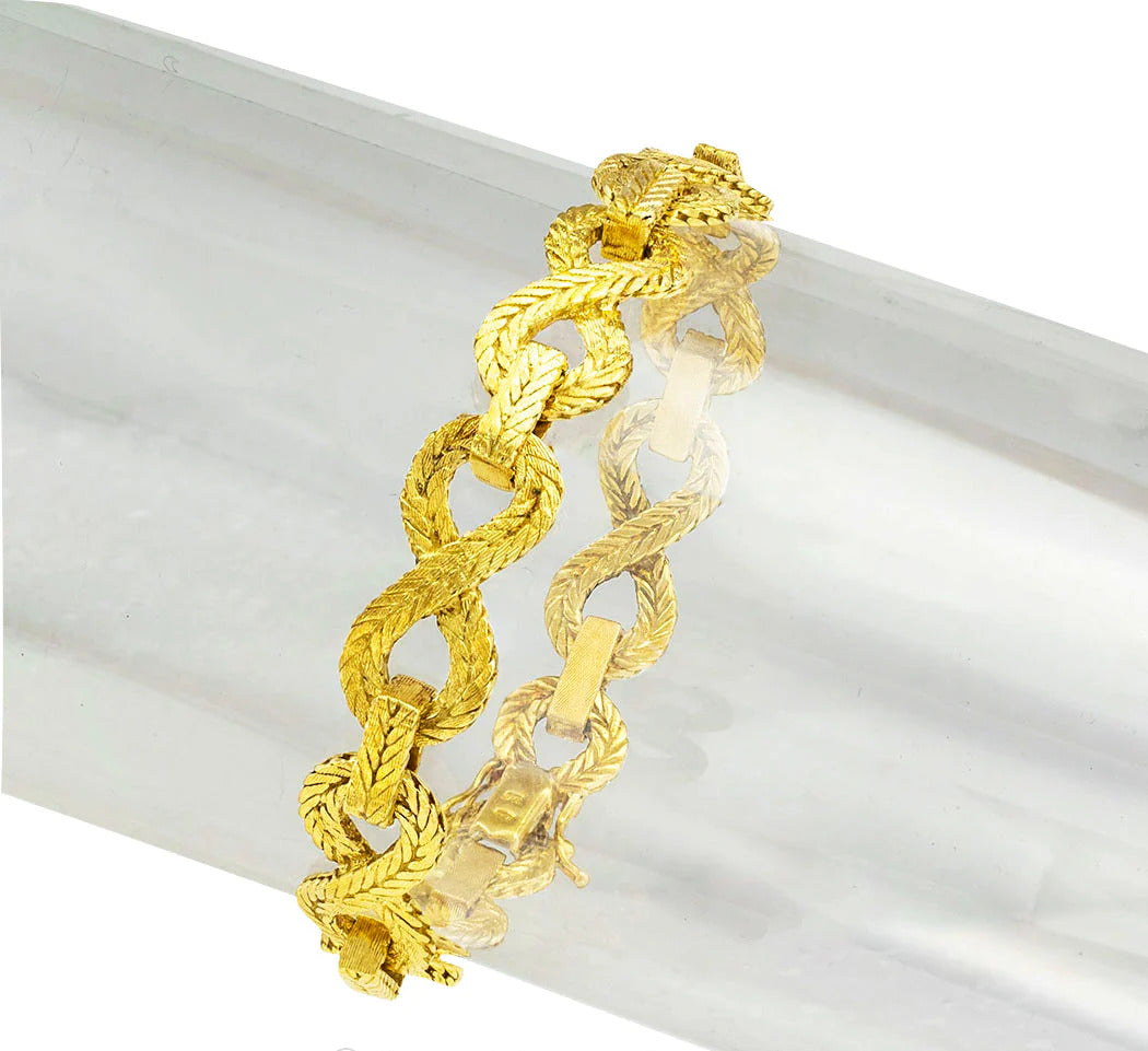 18k Engraved Herringbone Pattern Infinite link Yellow Gold Link Bracelet