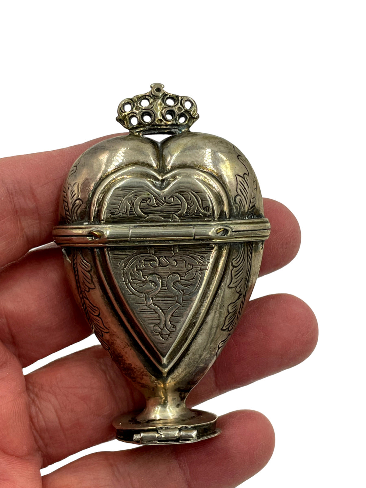 Scandinavian Solid Silver and Gilded Heart-Shaped Vinaigrette or Hovedvandsaeg