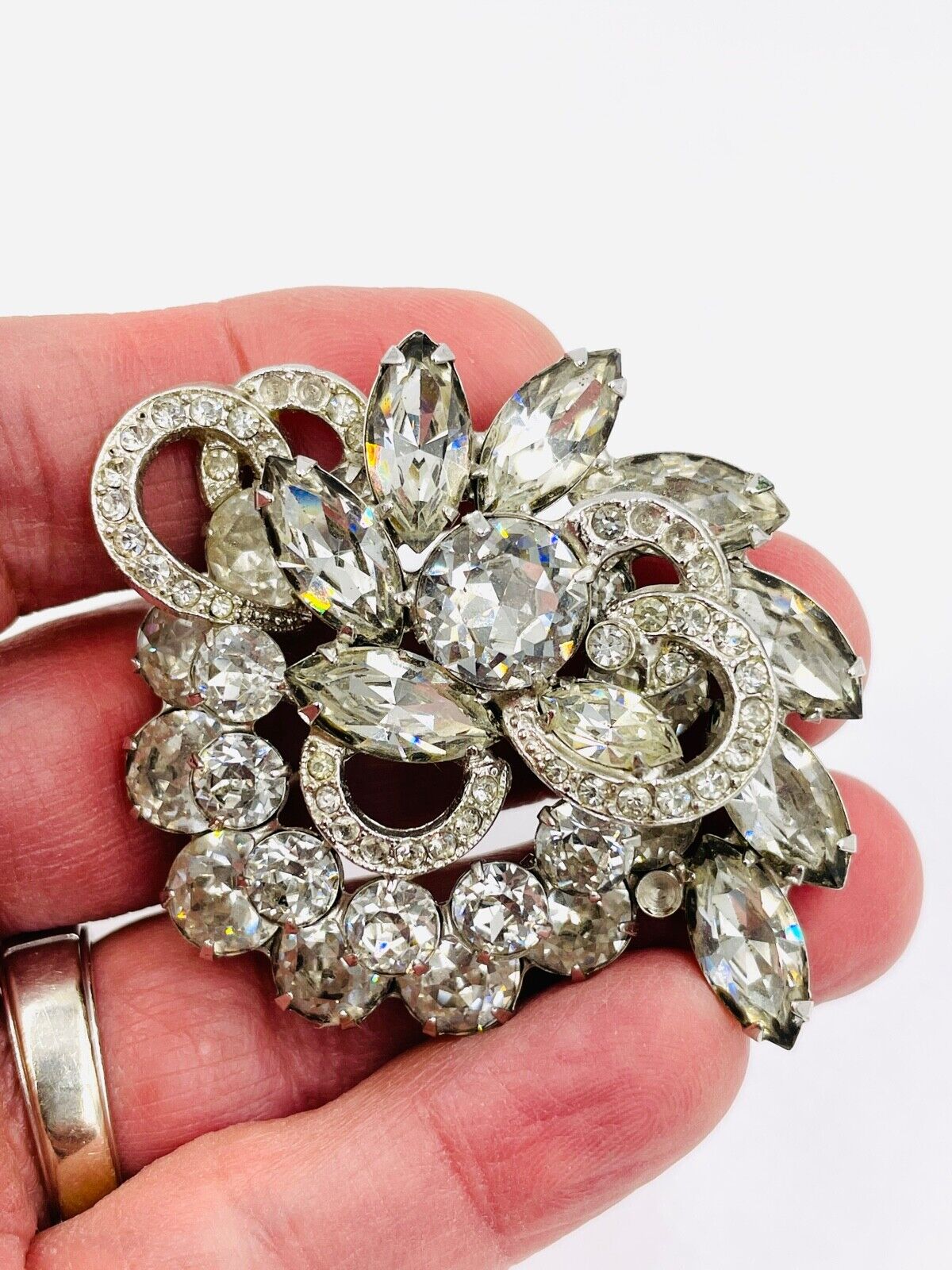 Vintage Eisenberg Clear Crystal Rhinestone Brooch Pin Rhodium