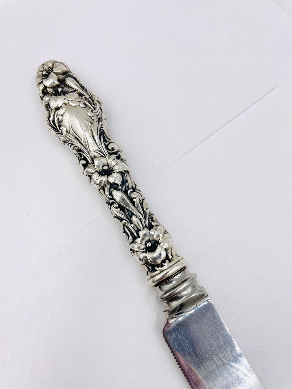 Gorham Old Lily Bread Cake Knife 12 3/4" Sterling Silver handle No Mono