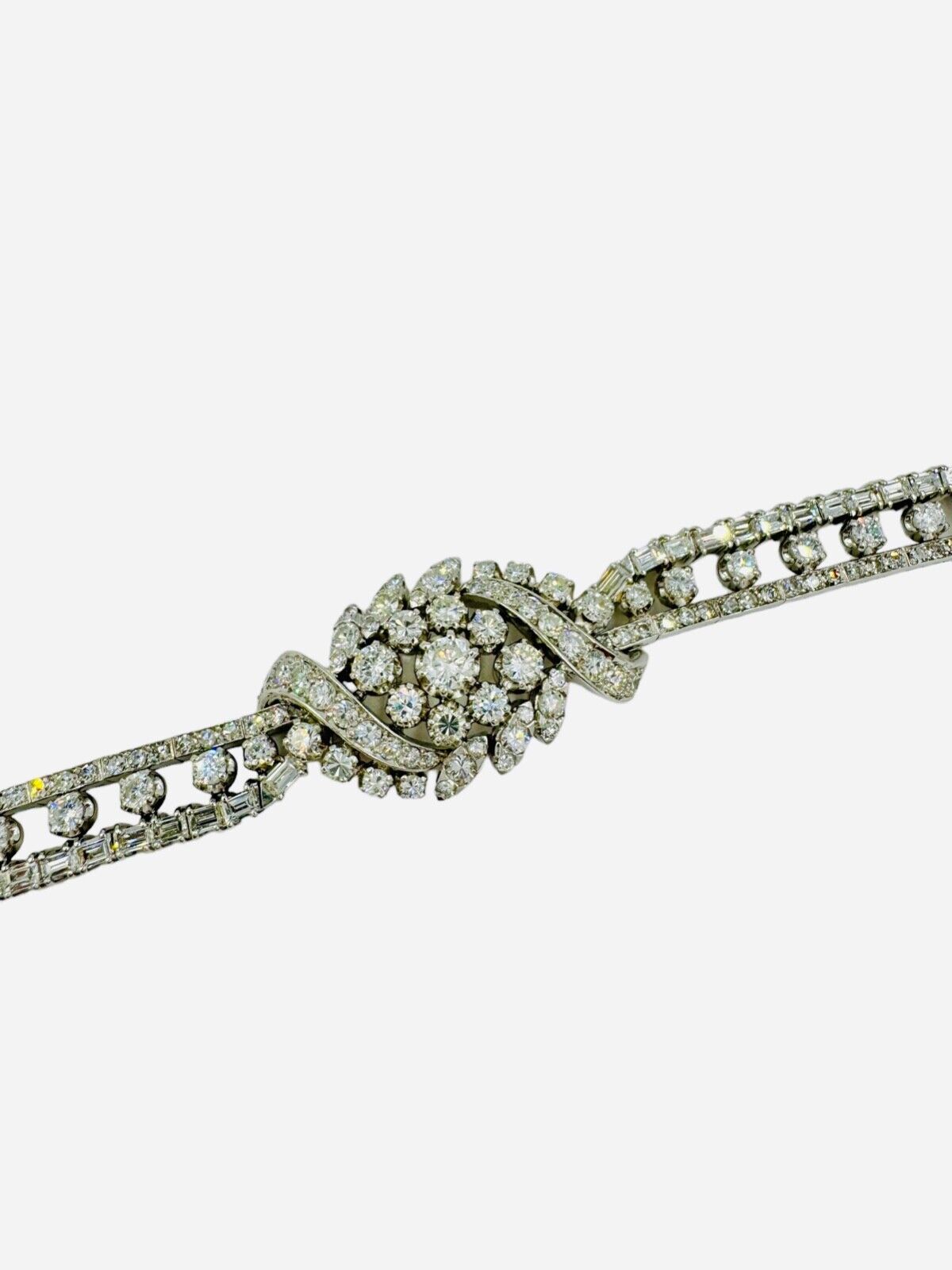 Vintage 10.50 Carats Diamond Platinum Bracelet